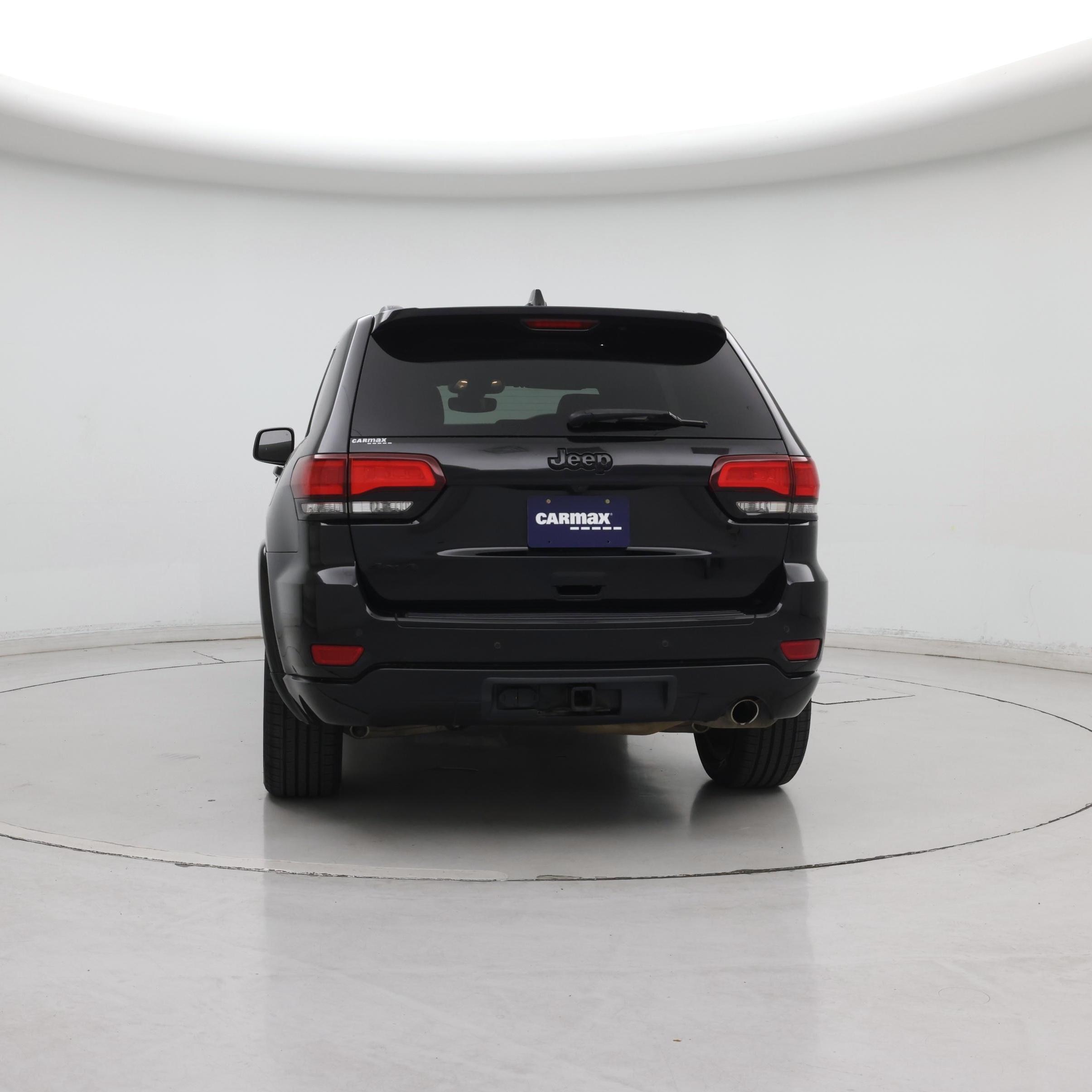 Thumbnail: 2017 Jeep Grand Cherokee - 6