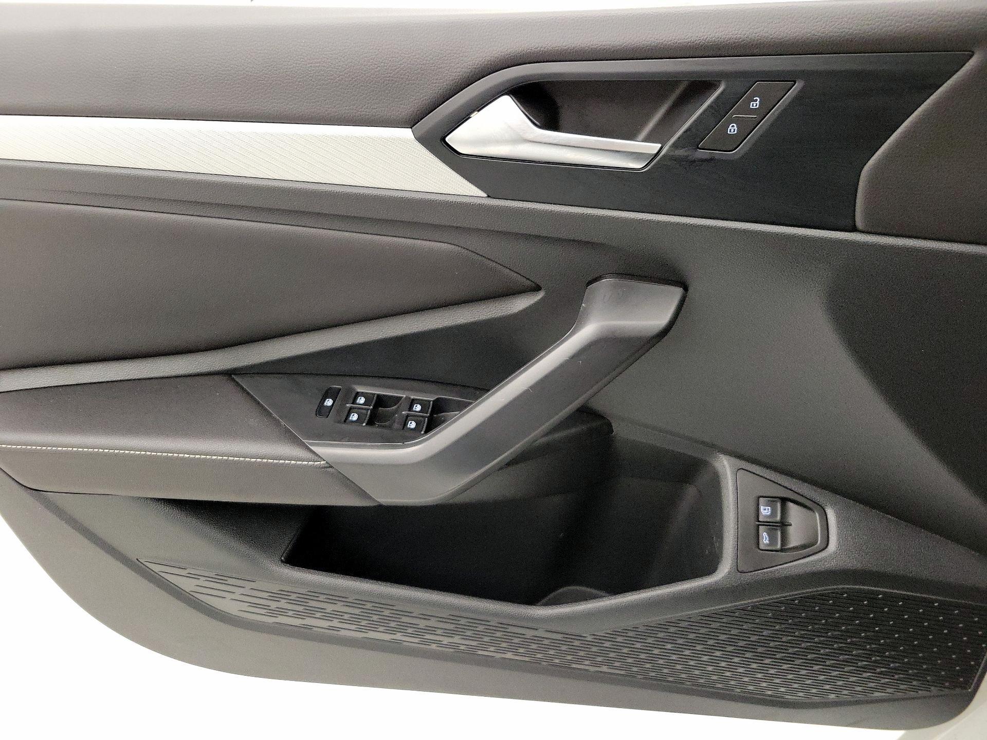 Thumbnail: 2024 Volkswagen Jetta - 12