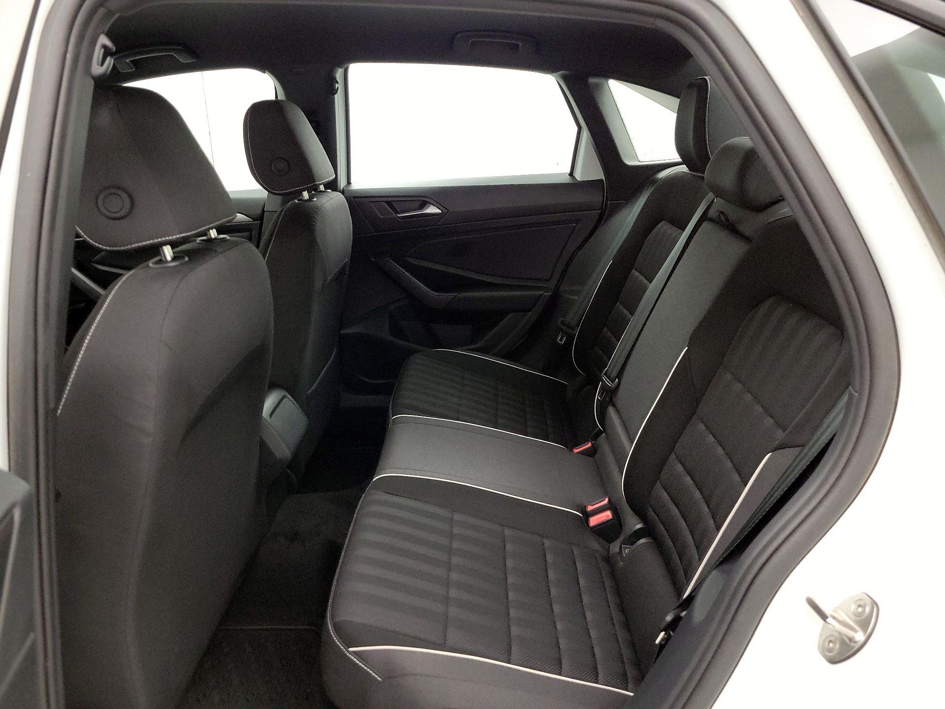 Thumbnail: 2024 Volkswagen Jetta - 19