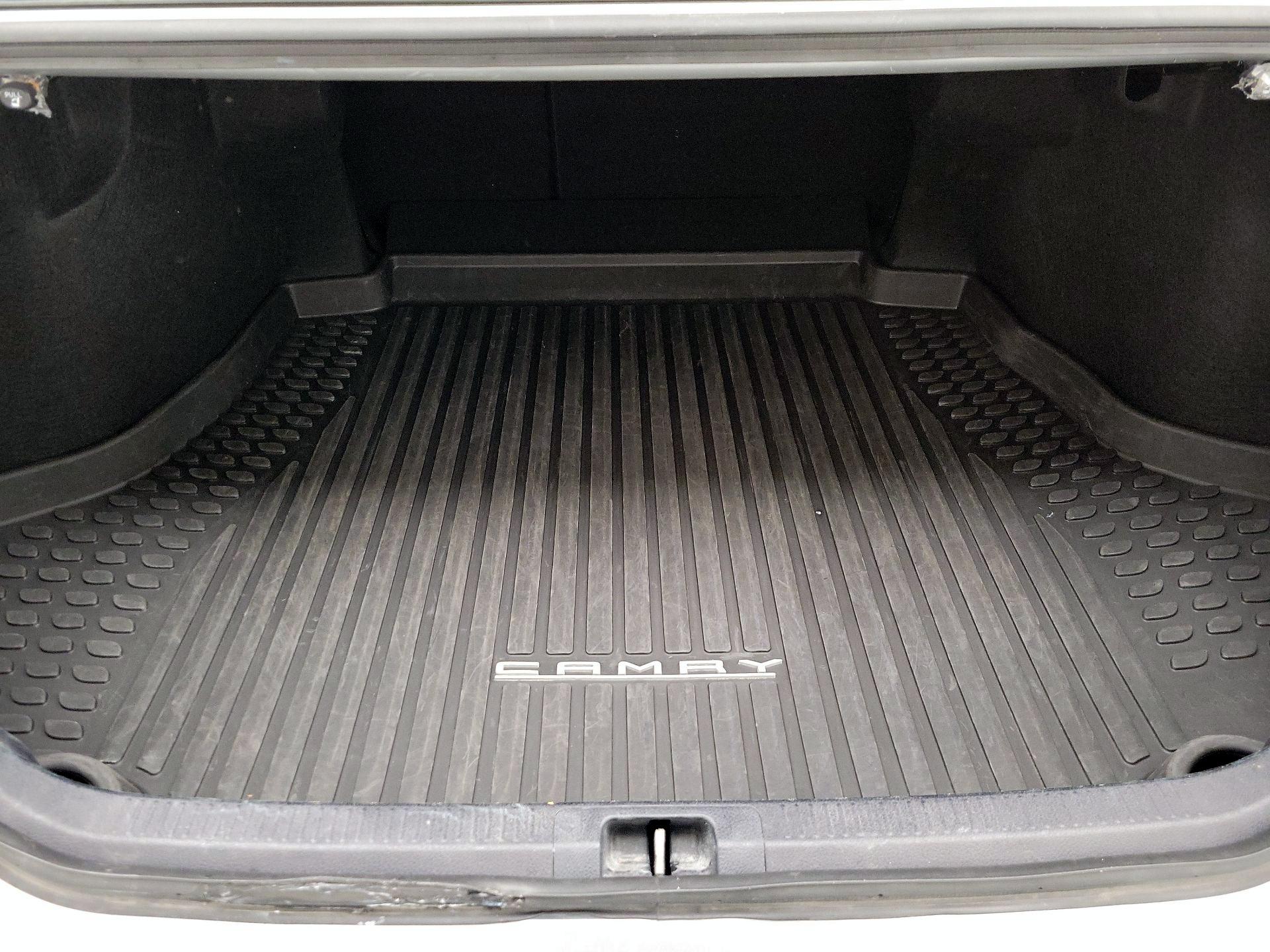 Thumbnail: 2025 Toyota Camry - 20