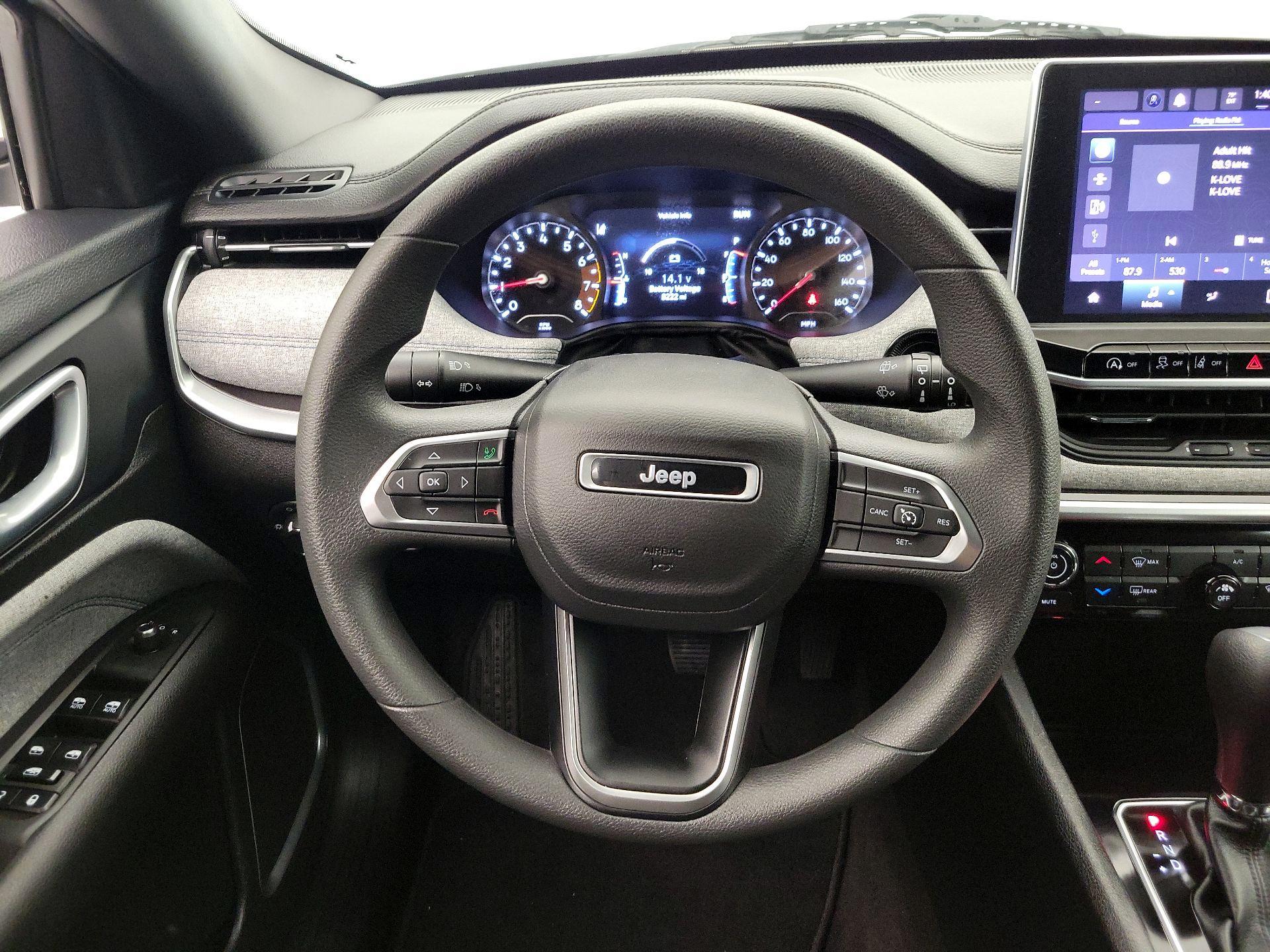 Thumbnail: 2023 Jeep Compass - 10