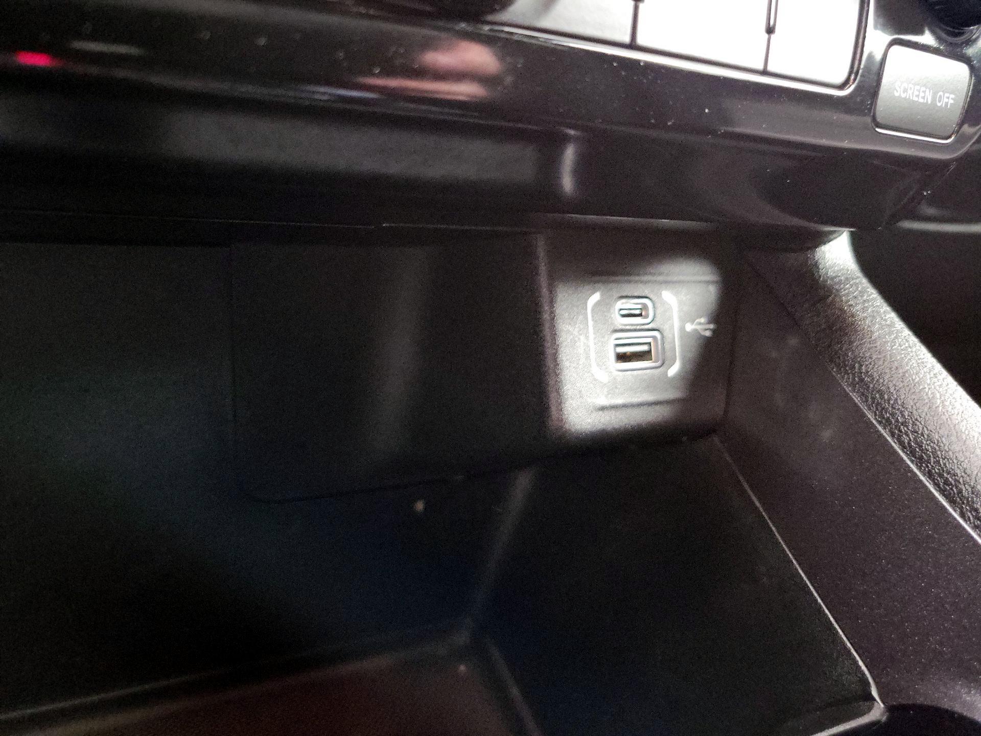 Thumbnail: 2023 Jeep Compass - 18