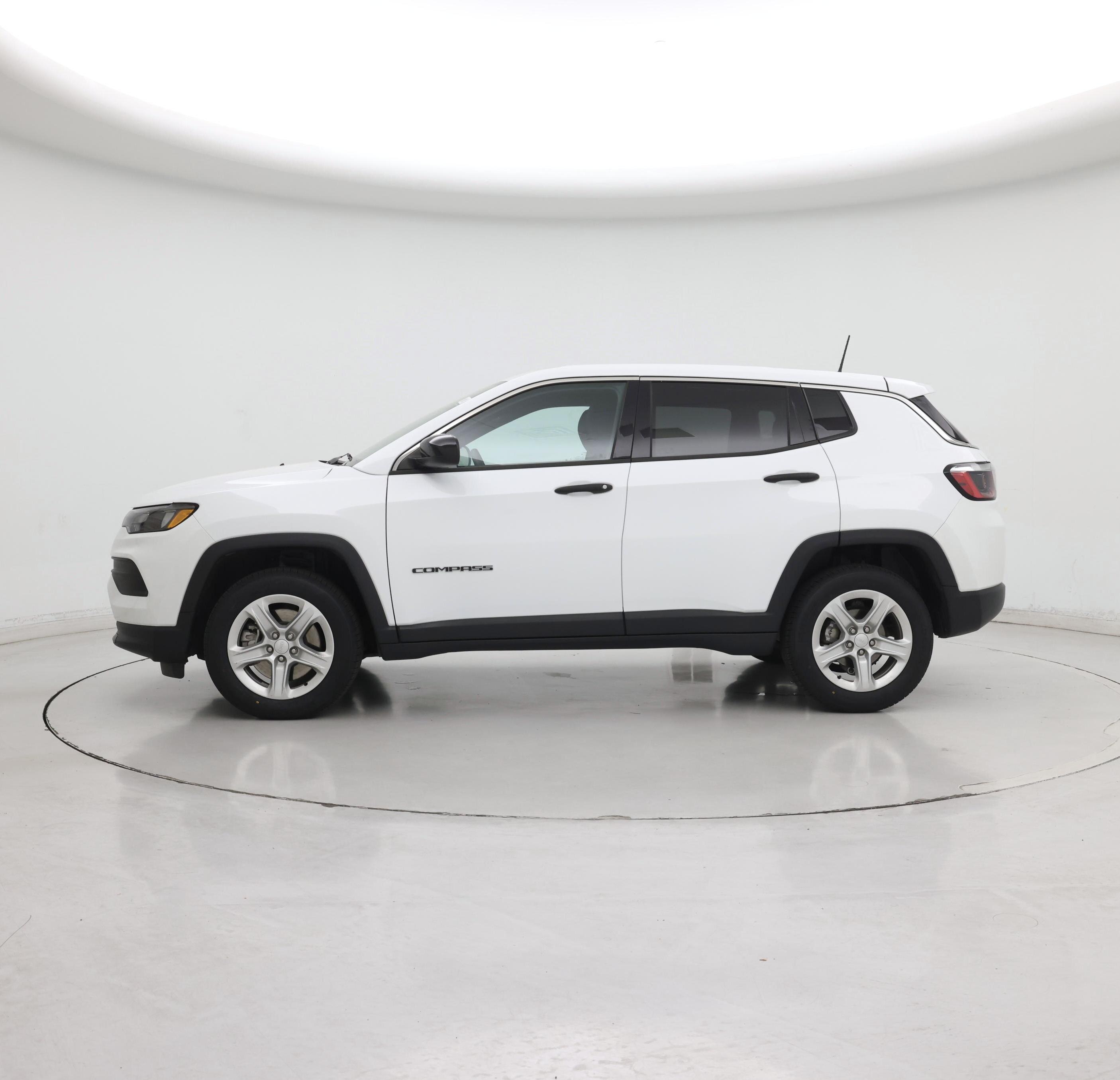 Thumbnail: 2023 Jeep Compass - 3
