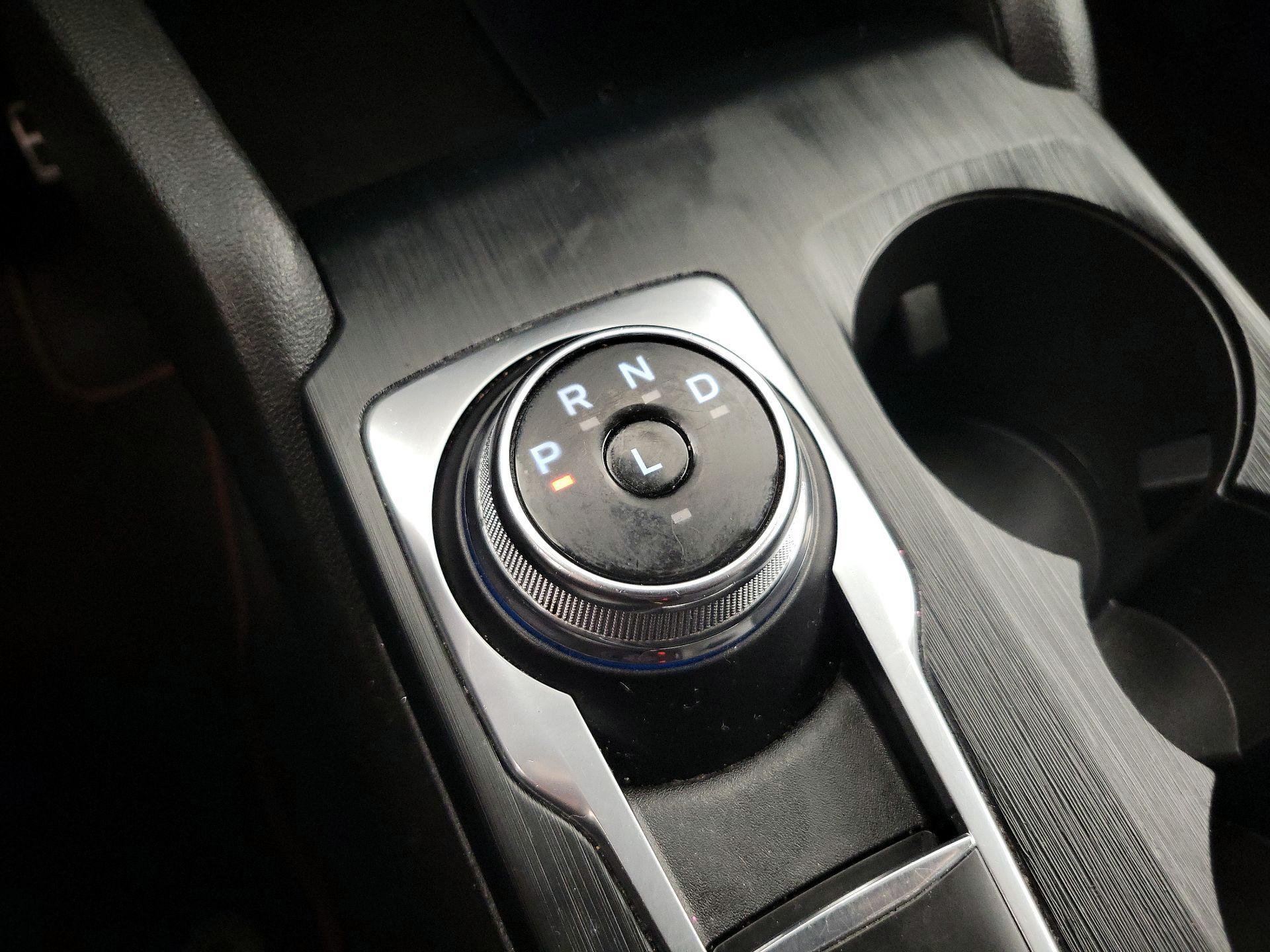 Thumbnail: 2023 Ford Escape - 18