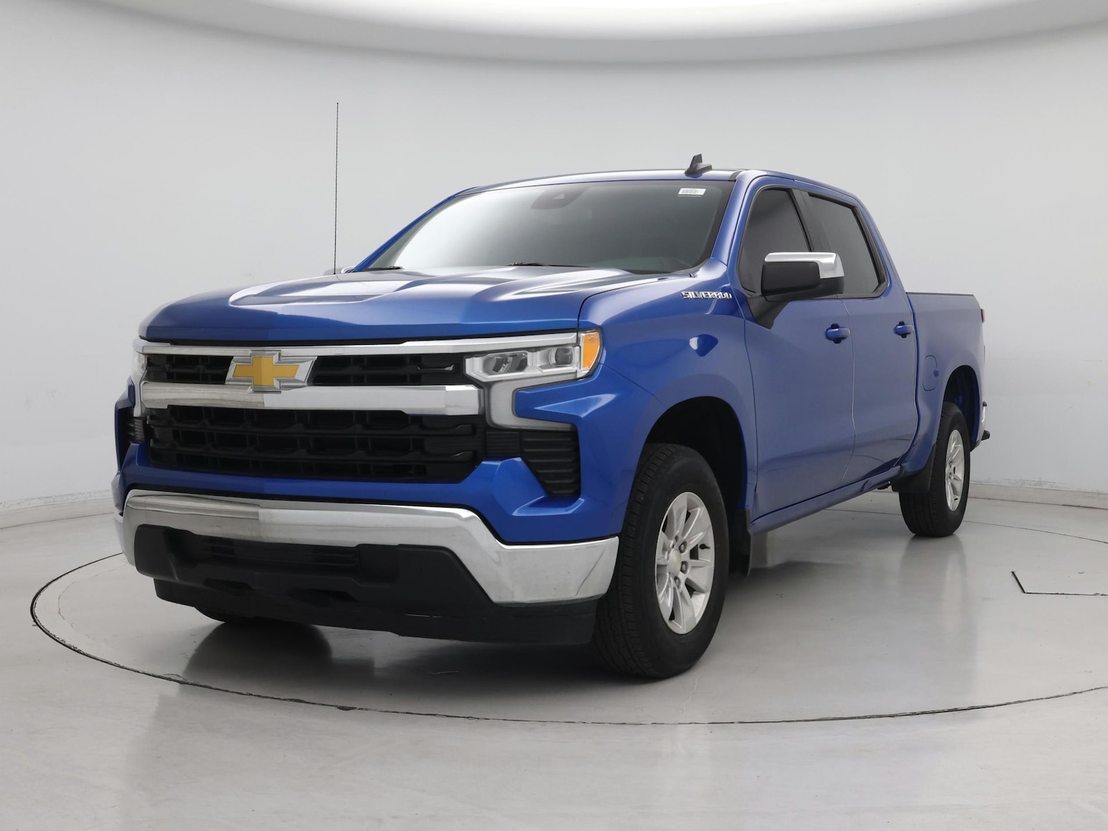 2022 Chevrolet Silverado 1500 LT - Photo 5