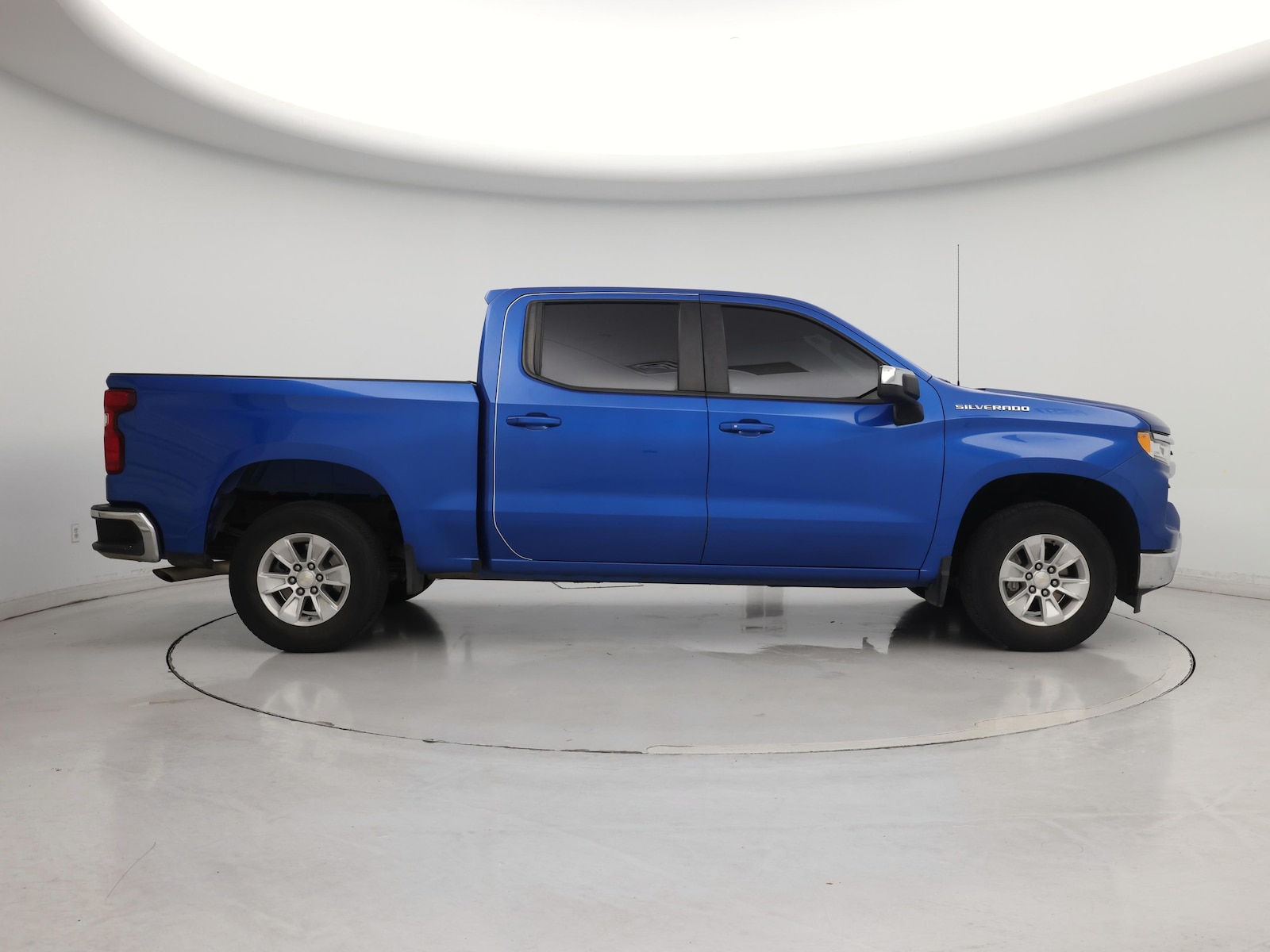 2022 Chevrolet Silverado 1500 LT - Photo 8