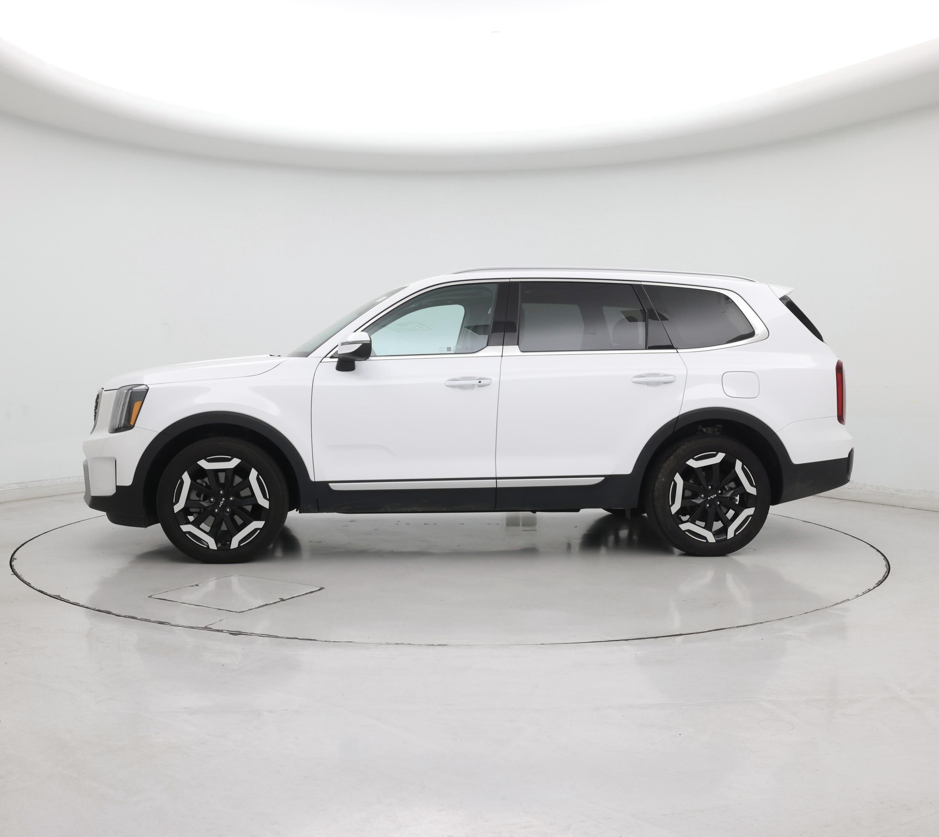 Thumbnail: 2025 Kia Telluride - 3