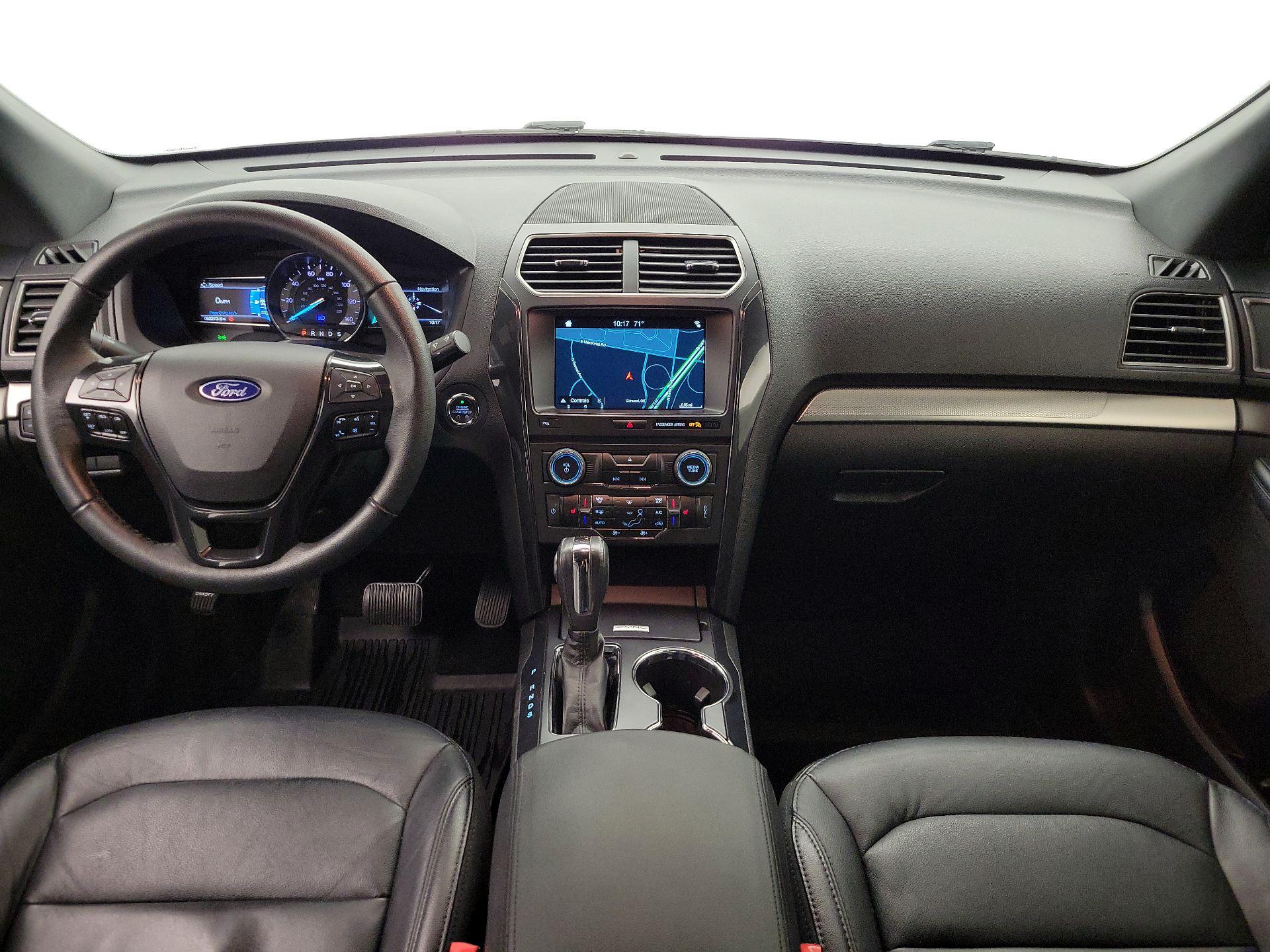 Thumbnail: 2018 Ford Explorer - 9