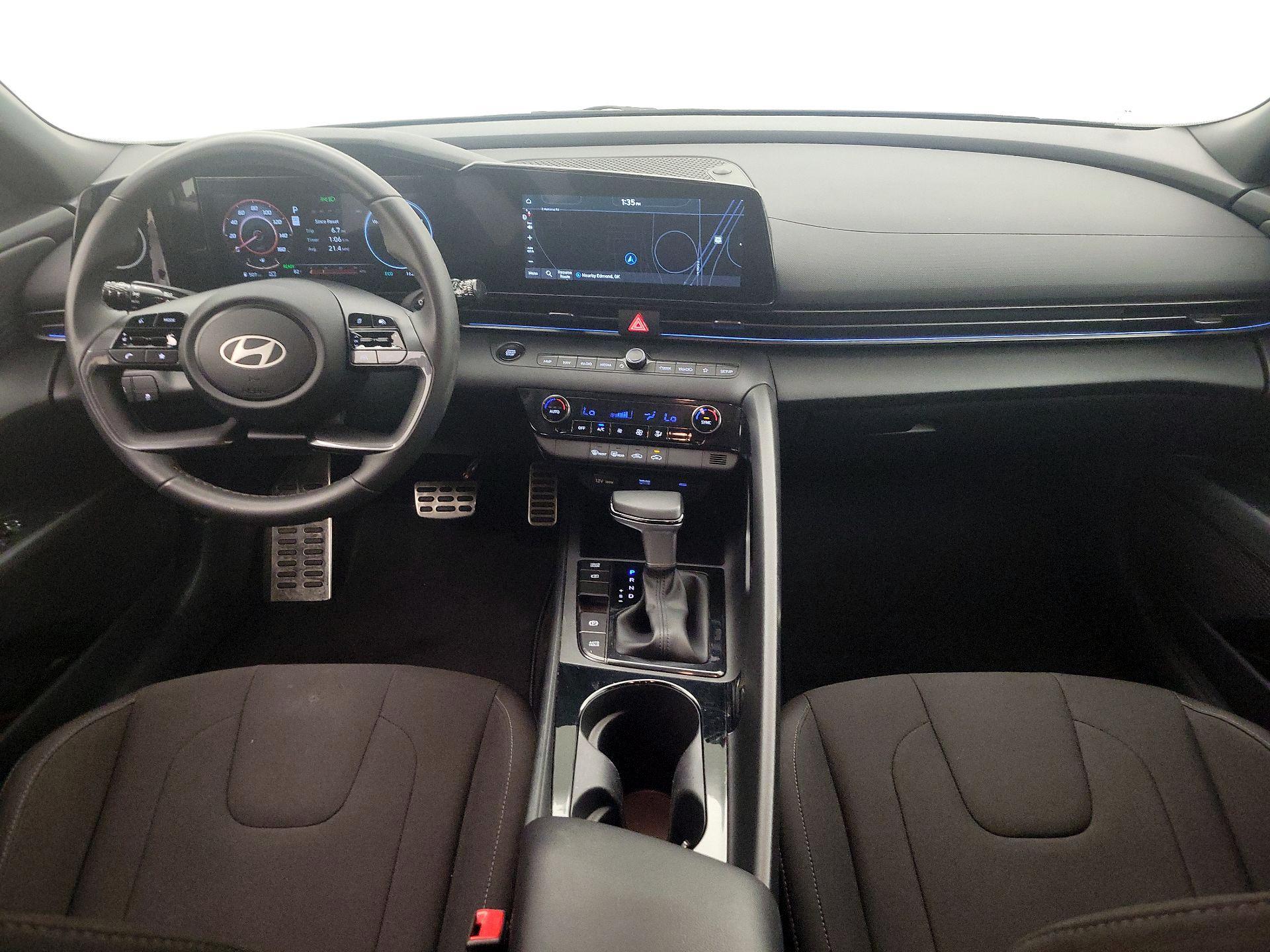 Thumbnail: 2025 Hyundai Elantra - 9