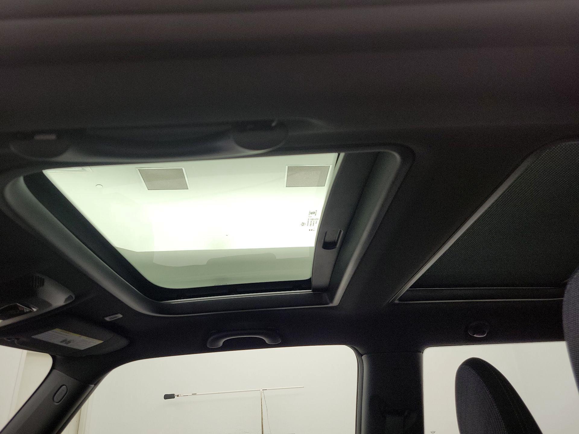 Thumbnail: 2026 MINI Cooper Hardtop - 19