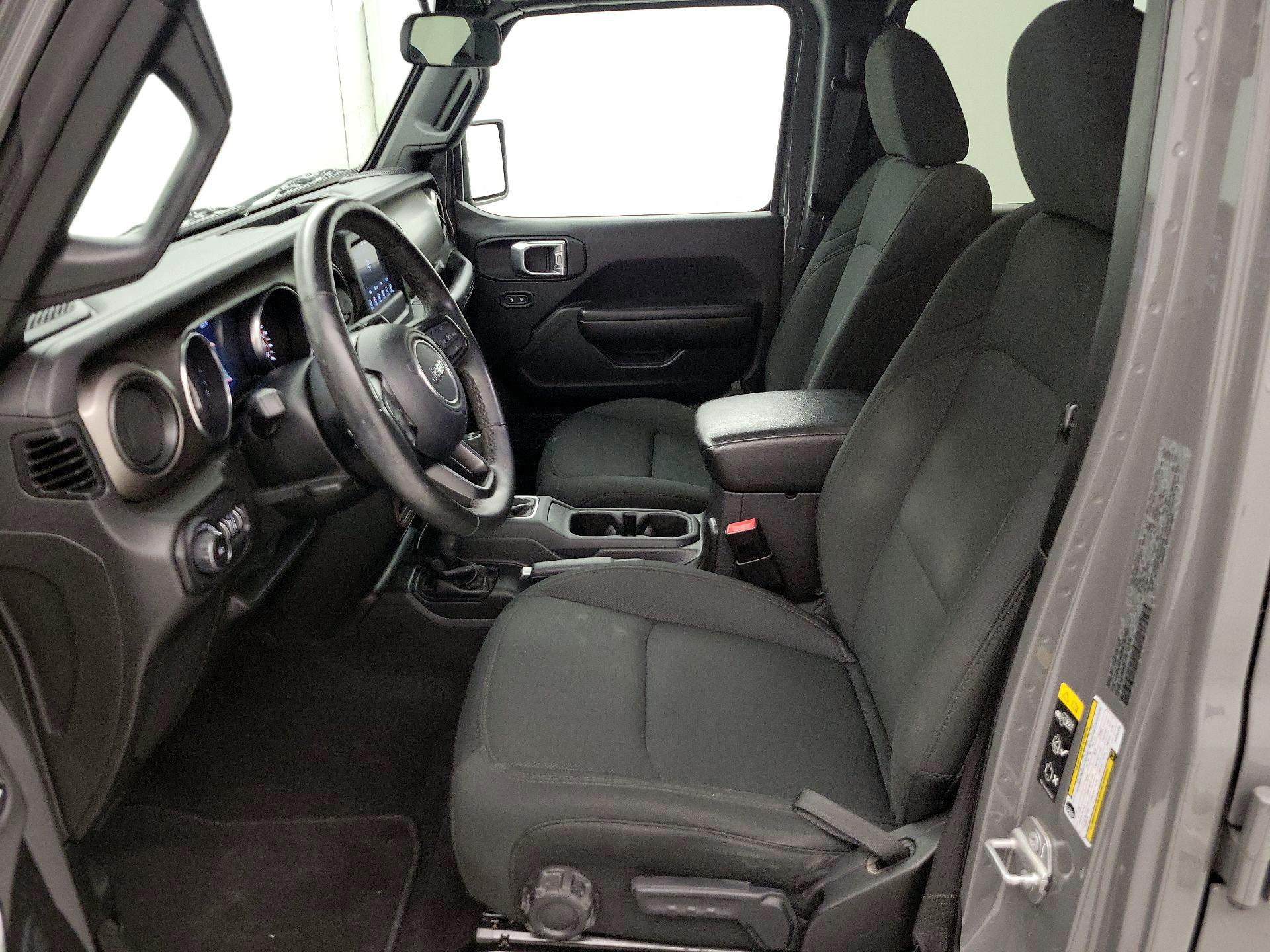 Thumbnail: 2021 Jeep Wrangler - 11