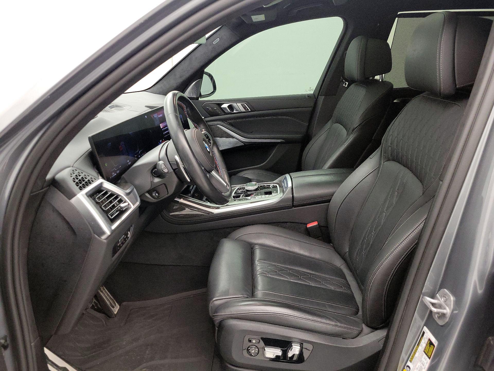 Thumbnail: 2023 BMW X7 - 11