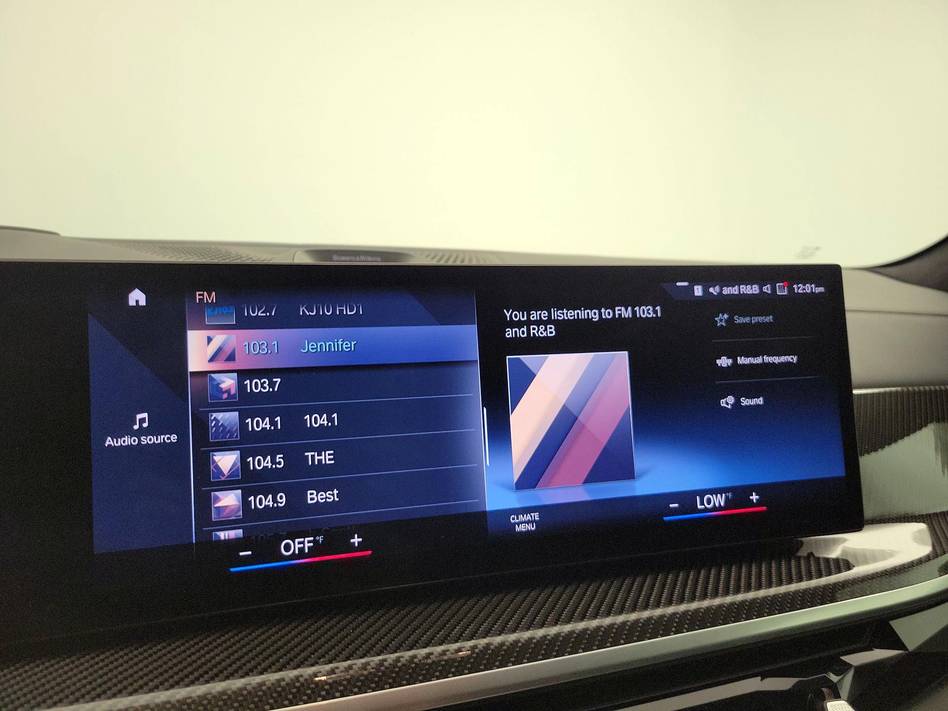 Thumbnail: 2023 BMW X7 - 16