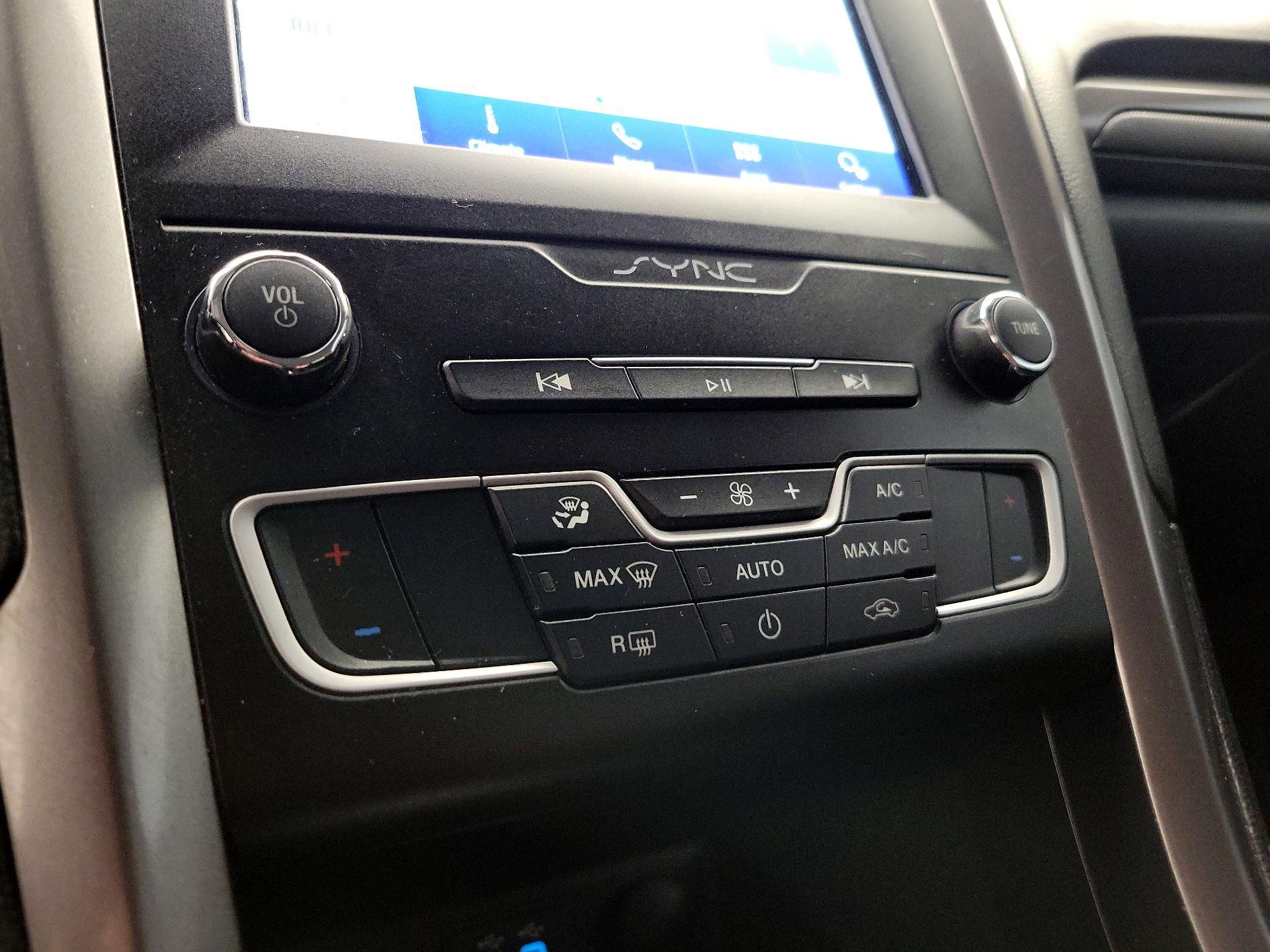 Thumbnail: 2019 Ford Fusion - 16