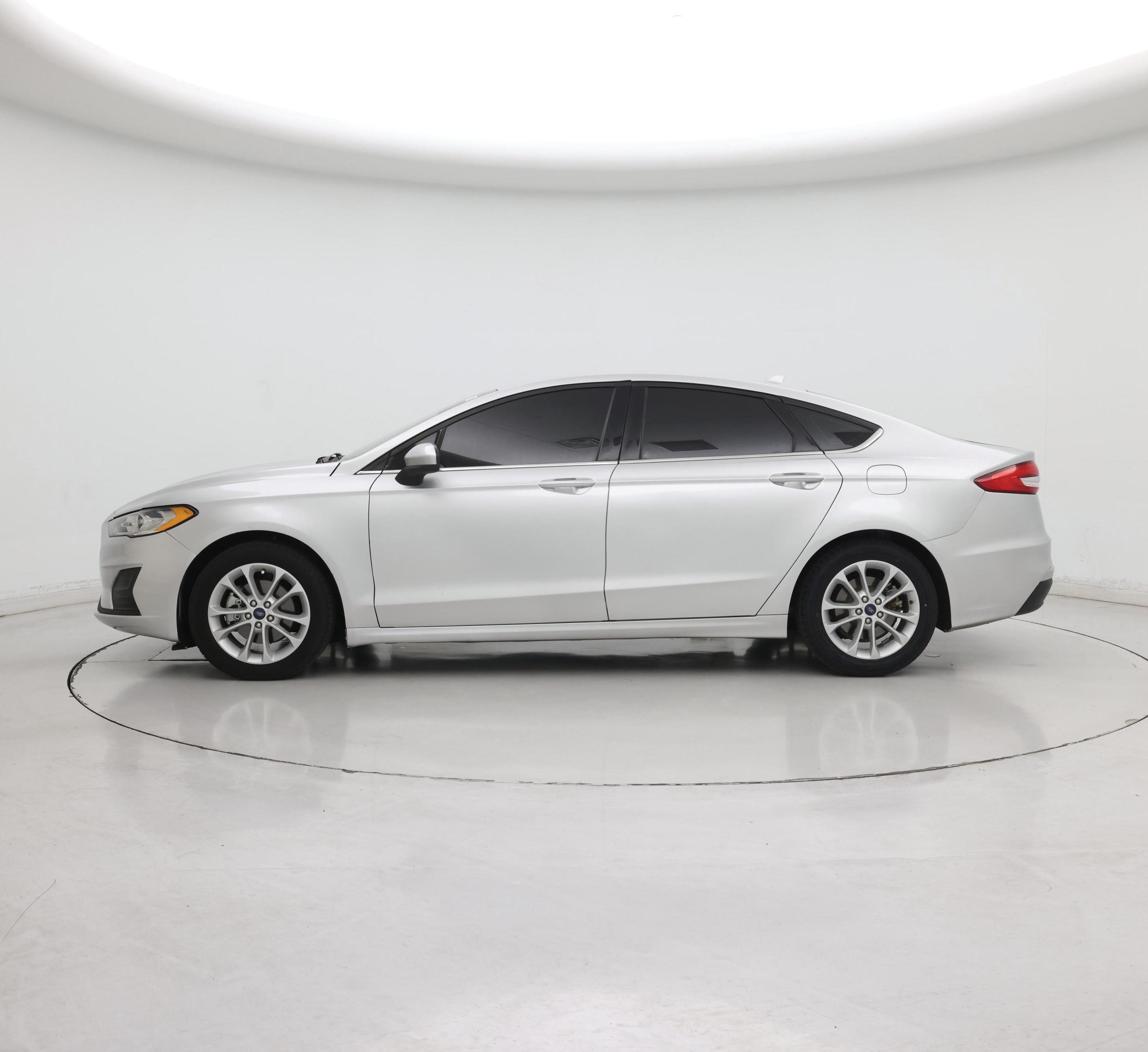 Thumbnail: 2019 Ford Fusion - 3