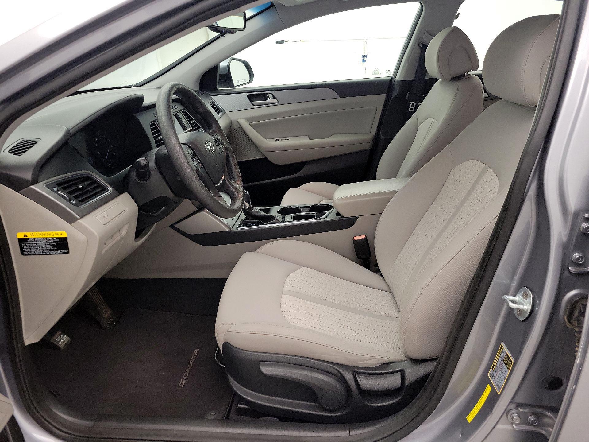 Thumbnail: 2016 Hyundai Sonata - 11