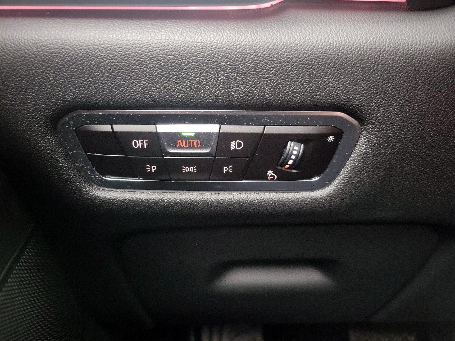 Thumbnail: 2022 BMW X5 - 13