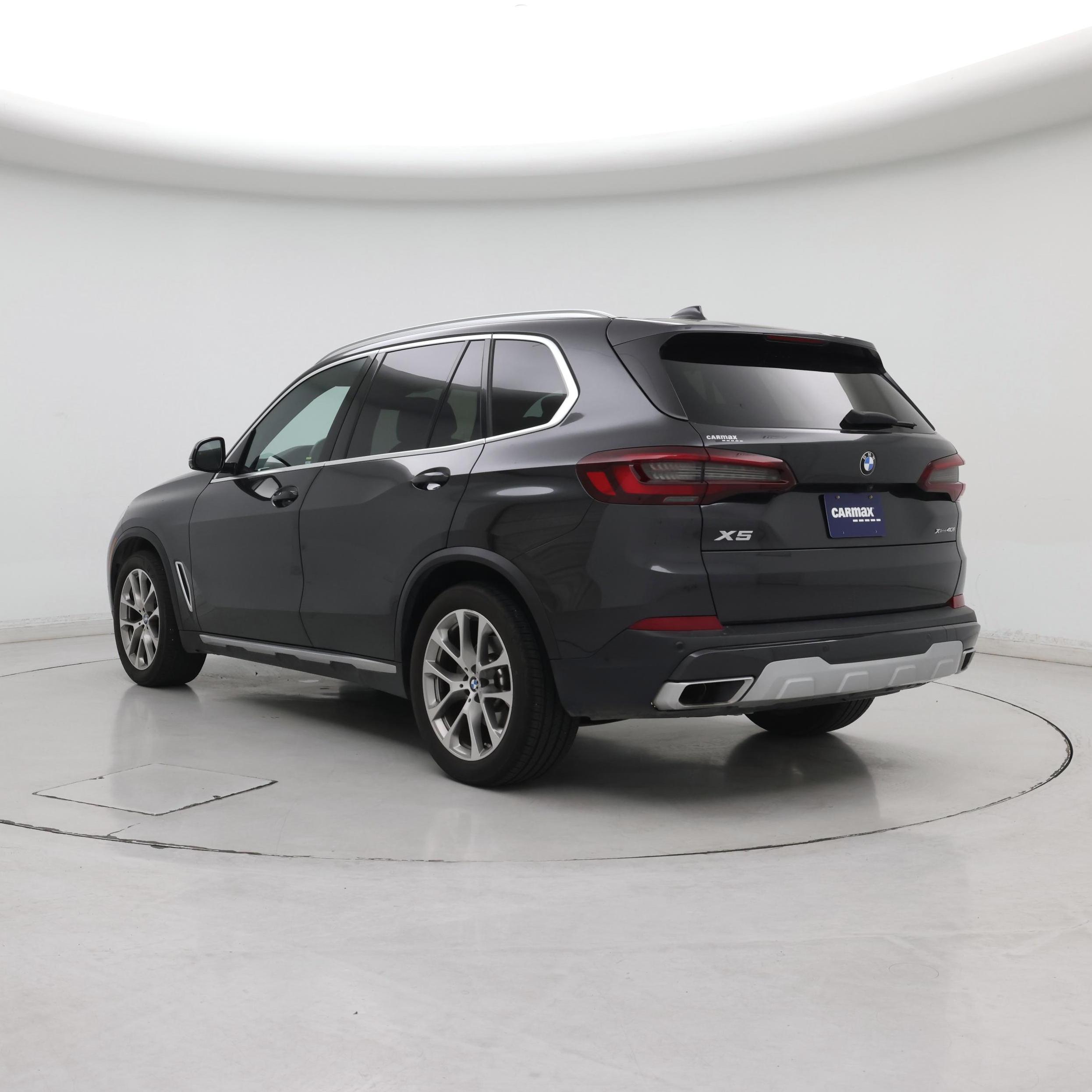 Thumbnail: 2022 BMW X5 - 2