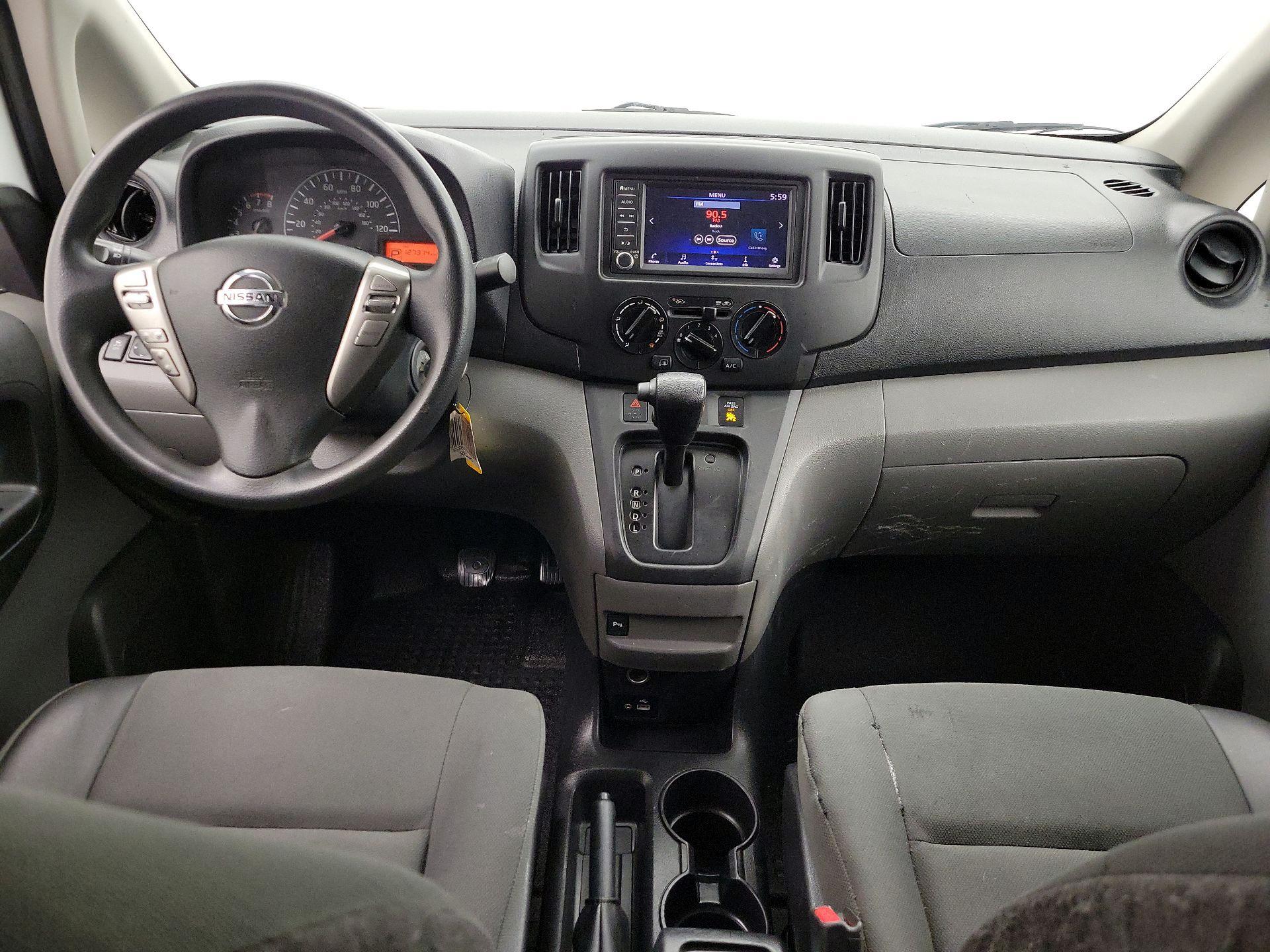 Thumbnail: 2020 Nissan NV200 - 9