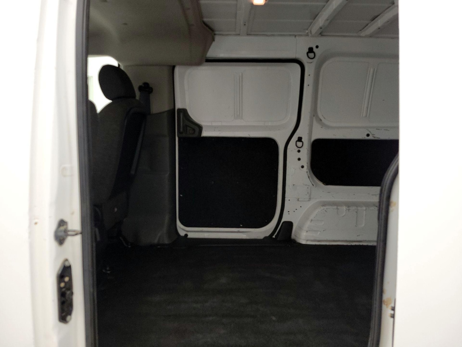 2020 Nissan NV200 SV - Photo 20