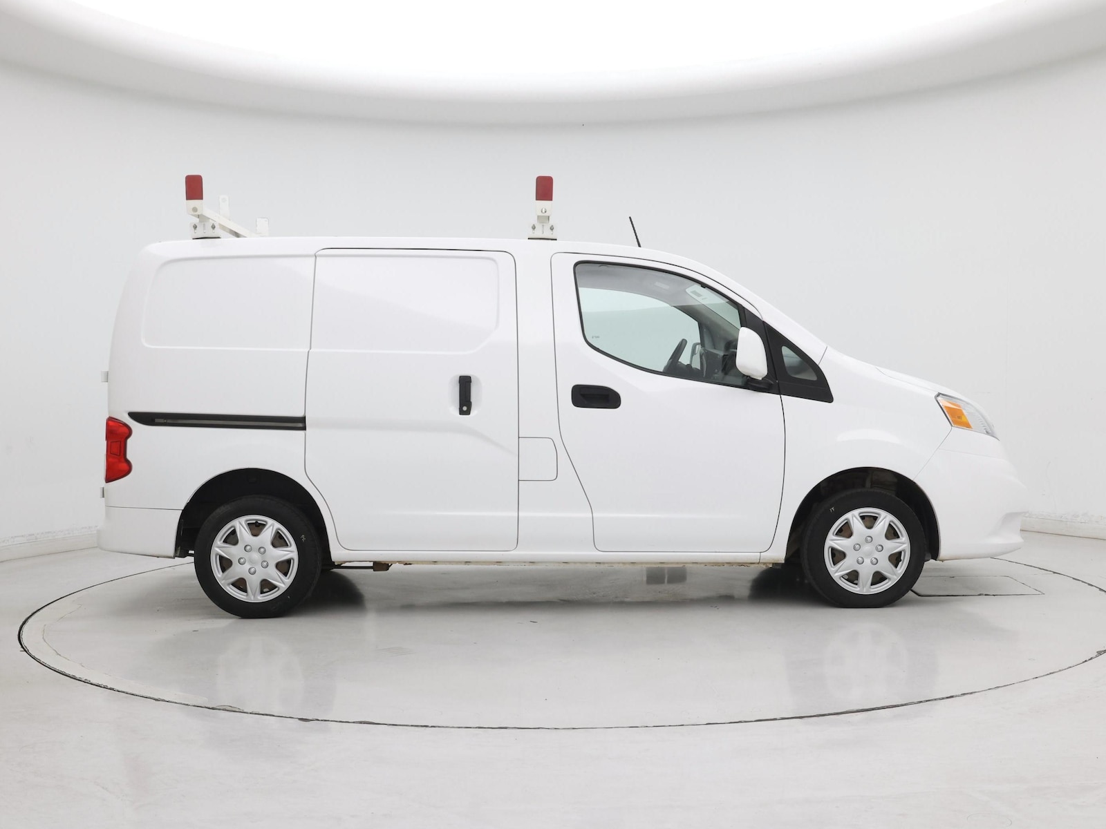 2020 Nissan NV200 SV - Photo 8