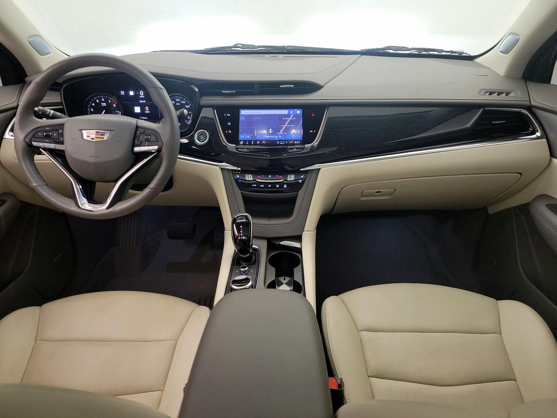 Thumbnail: 2023 Cadillac XT6 - 9