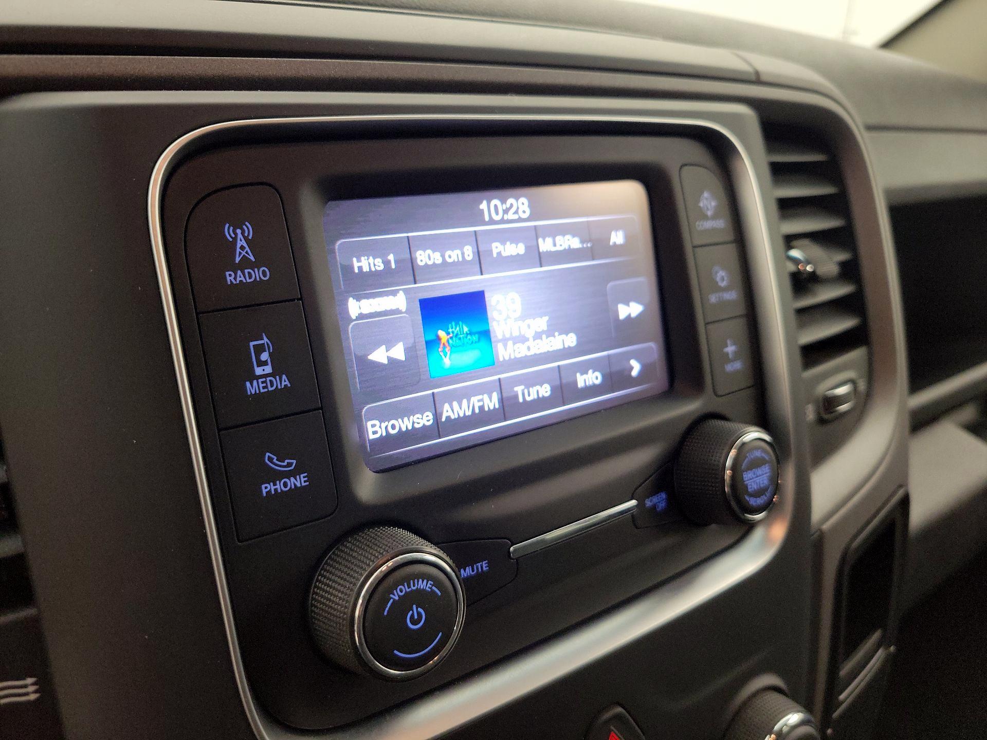 Thumbnail: 2021 RAM 1500 Classic - 15