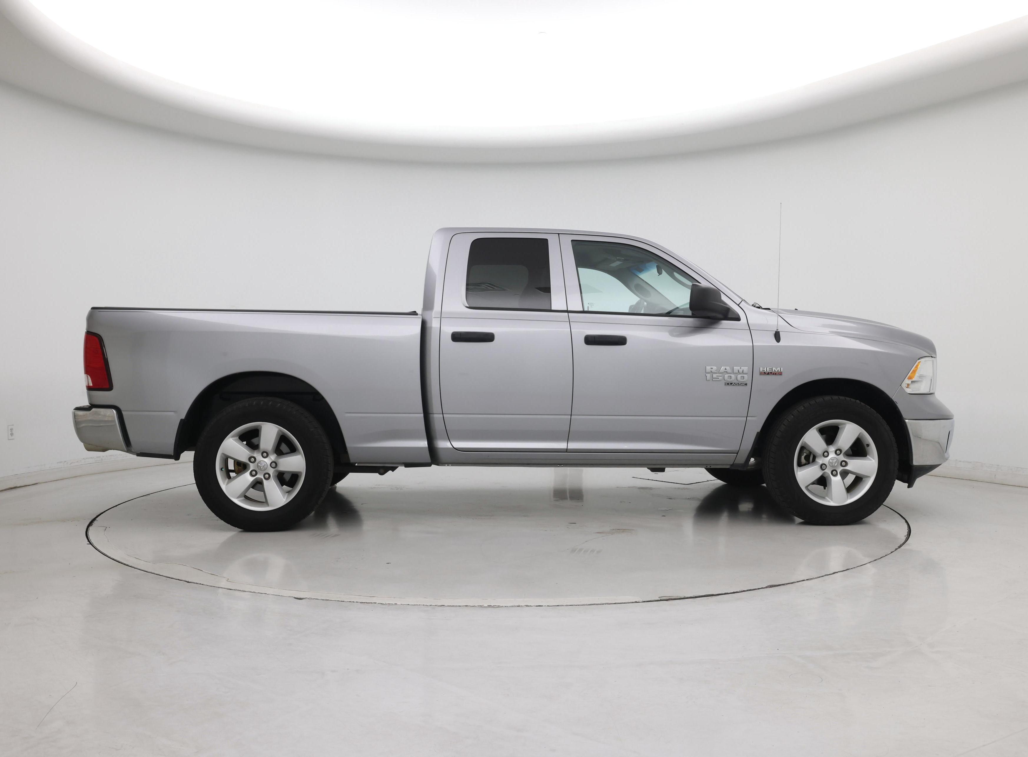 Thumbnail: 2021 RAM 1500 Classic - 7