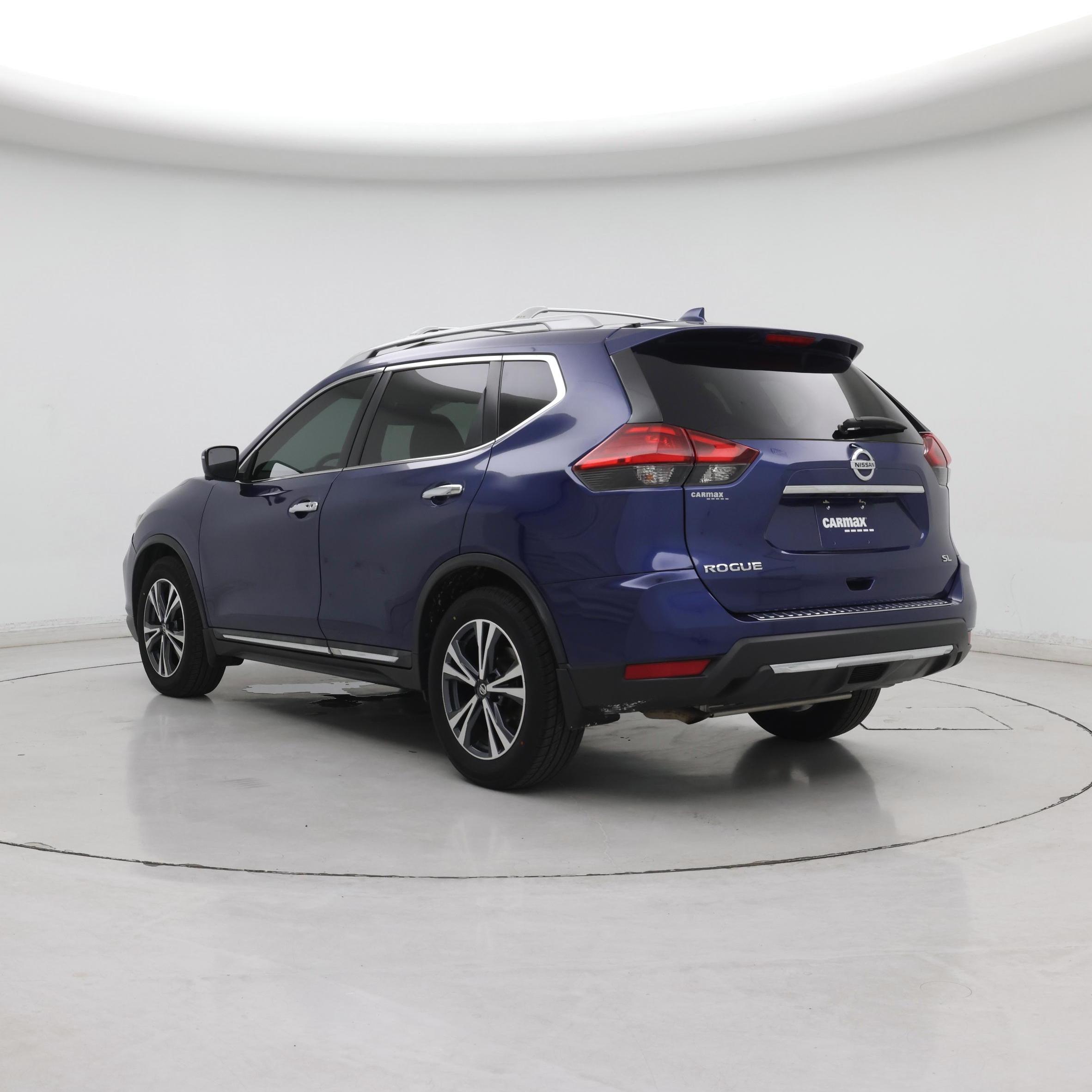 Thumbnail: 2017 Nissan Rogue - 2