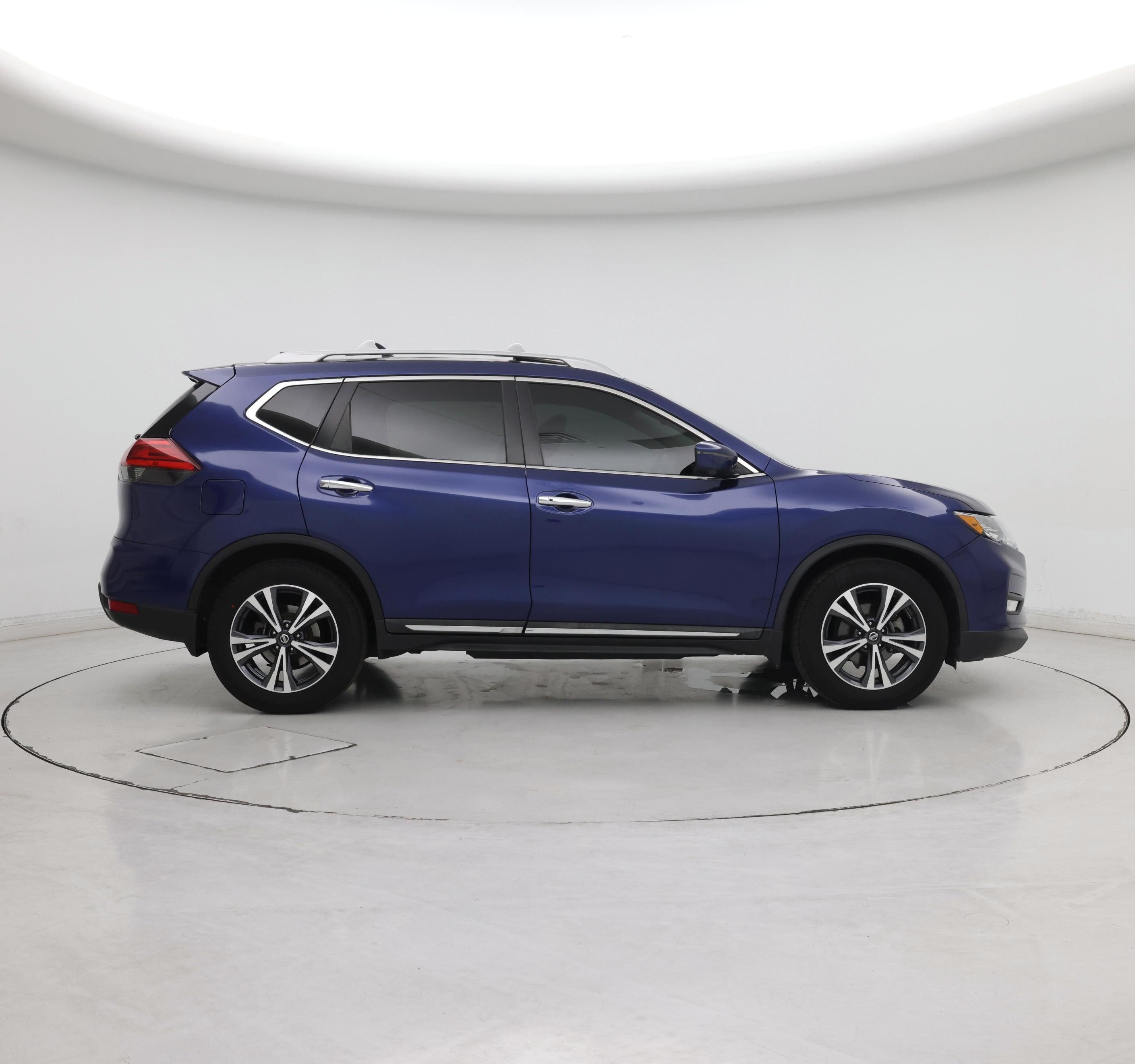 Thumbnail: 2017 Nissan Rogue - 7