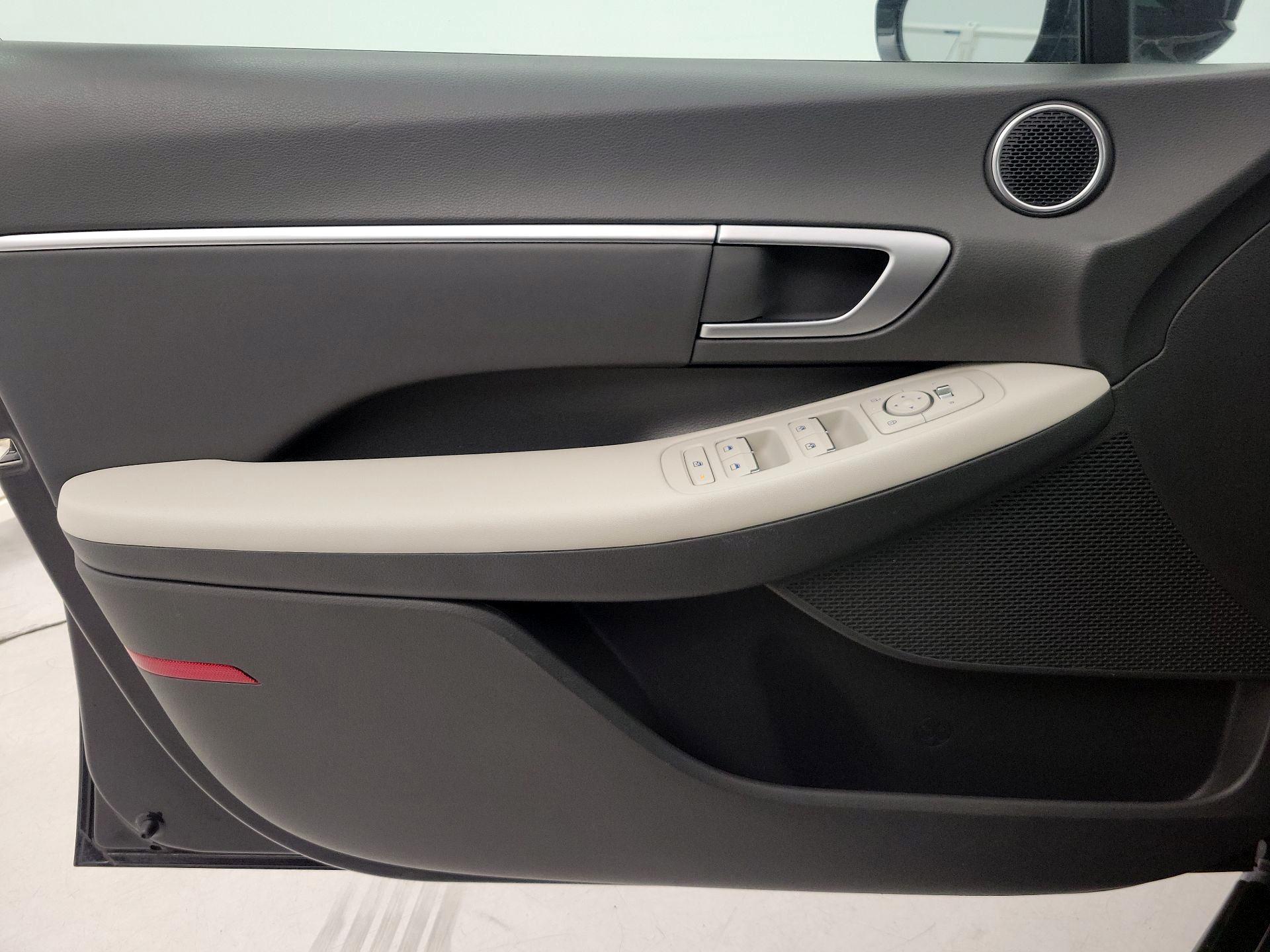 Thumbnail: 2025 Hyundai Sonata - 12