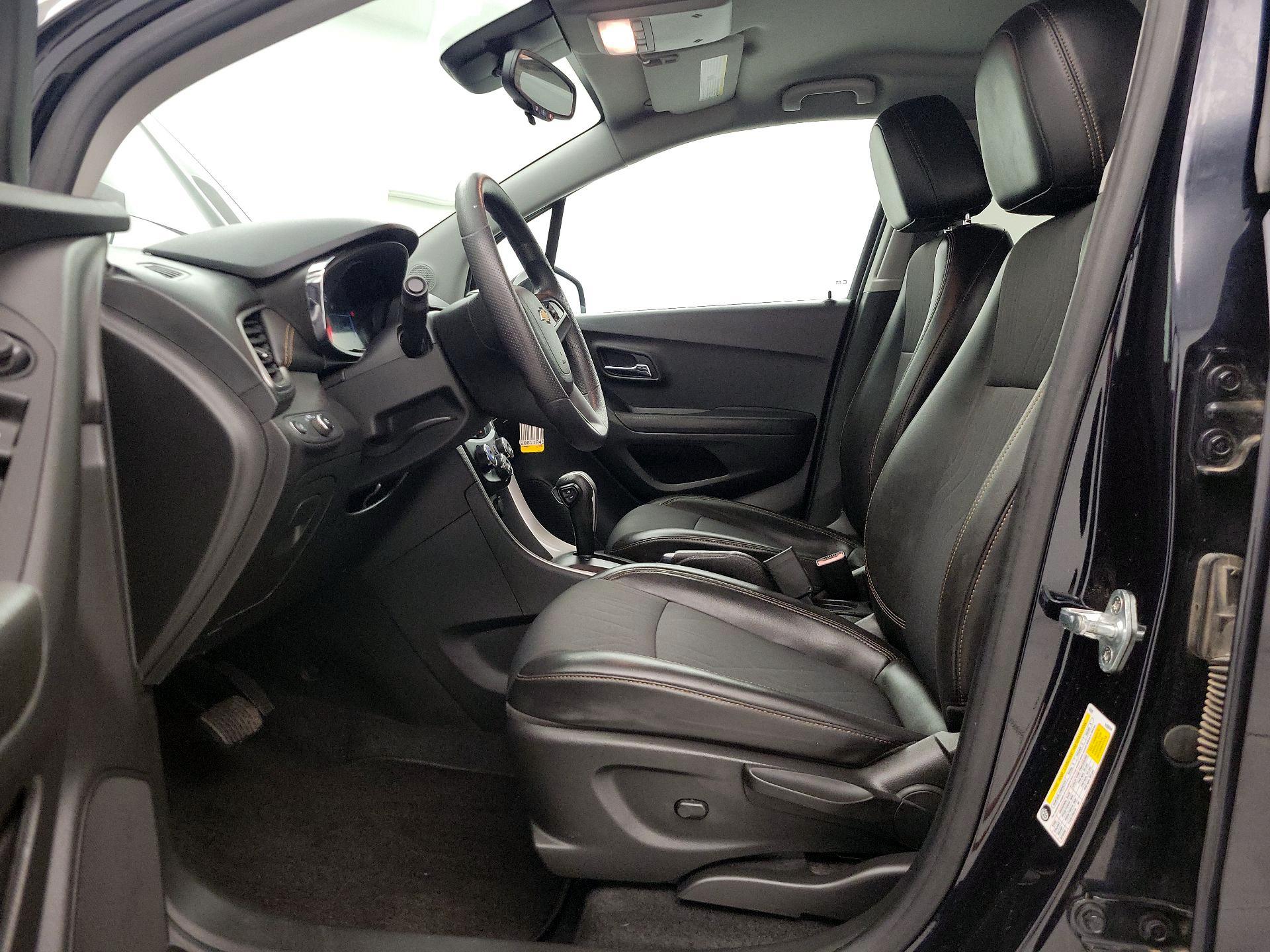 Thumbnail: 2021 Chevrolet Trax - 11