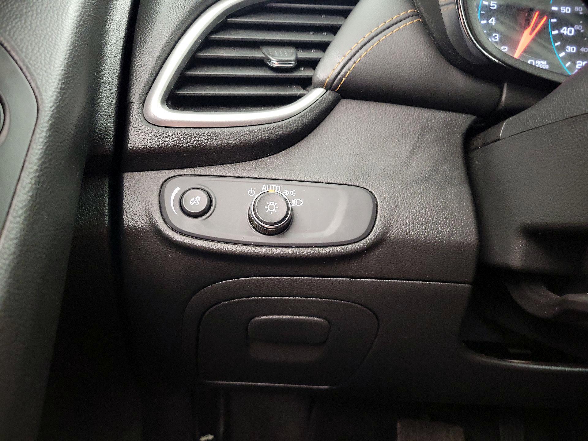 Thumbnail: 2021 Chevrolet Trax - 13