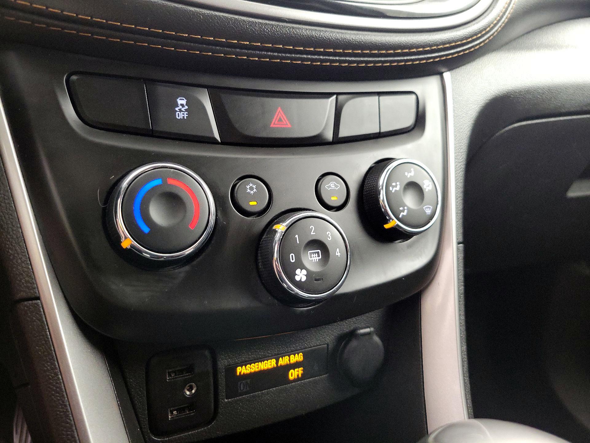 Thumbnail: 2021 Chevrolet Trax - 16