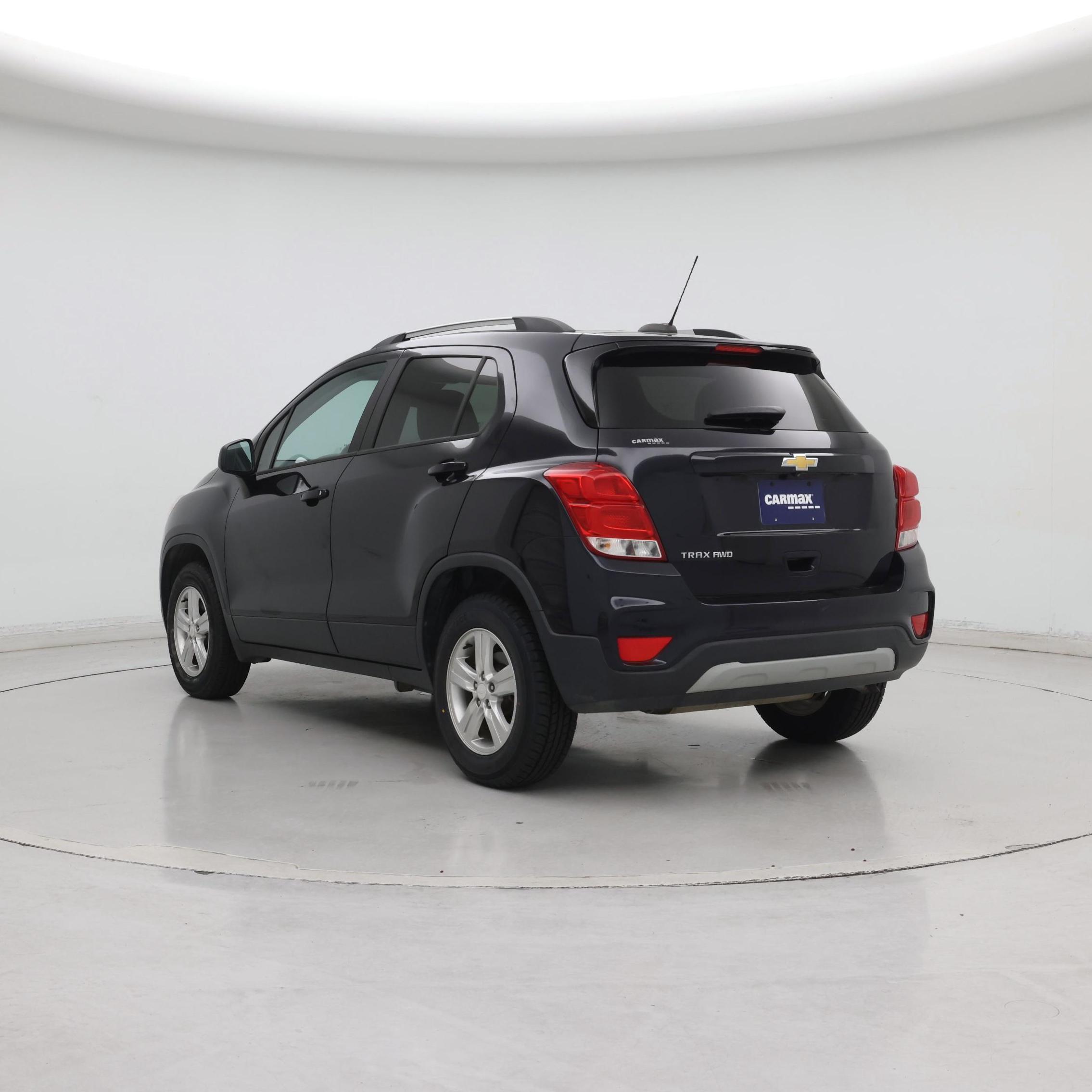 Thumbnail: 2021 Chevrolet Trax - 2