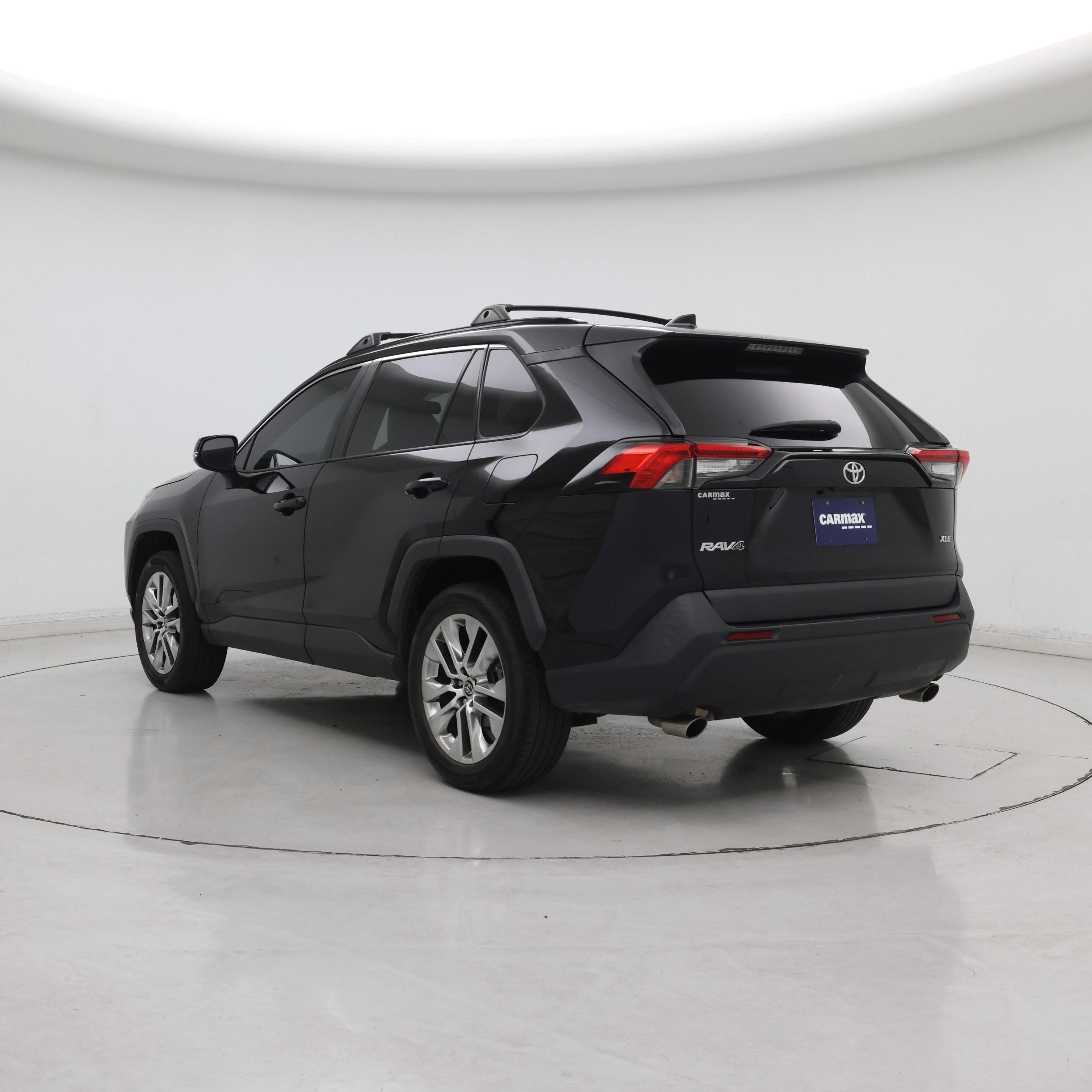 Thumbnail: 2021 Toyota RAV4 - 2