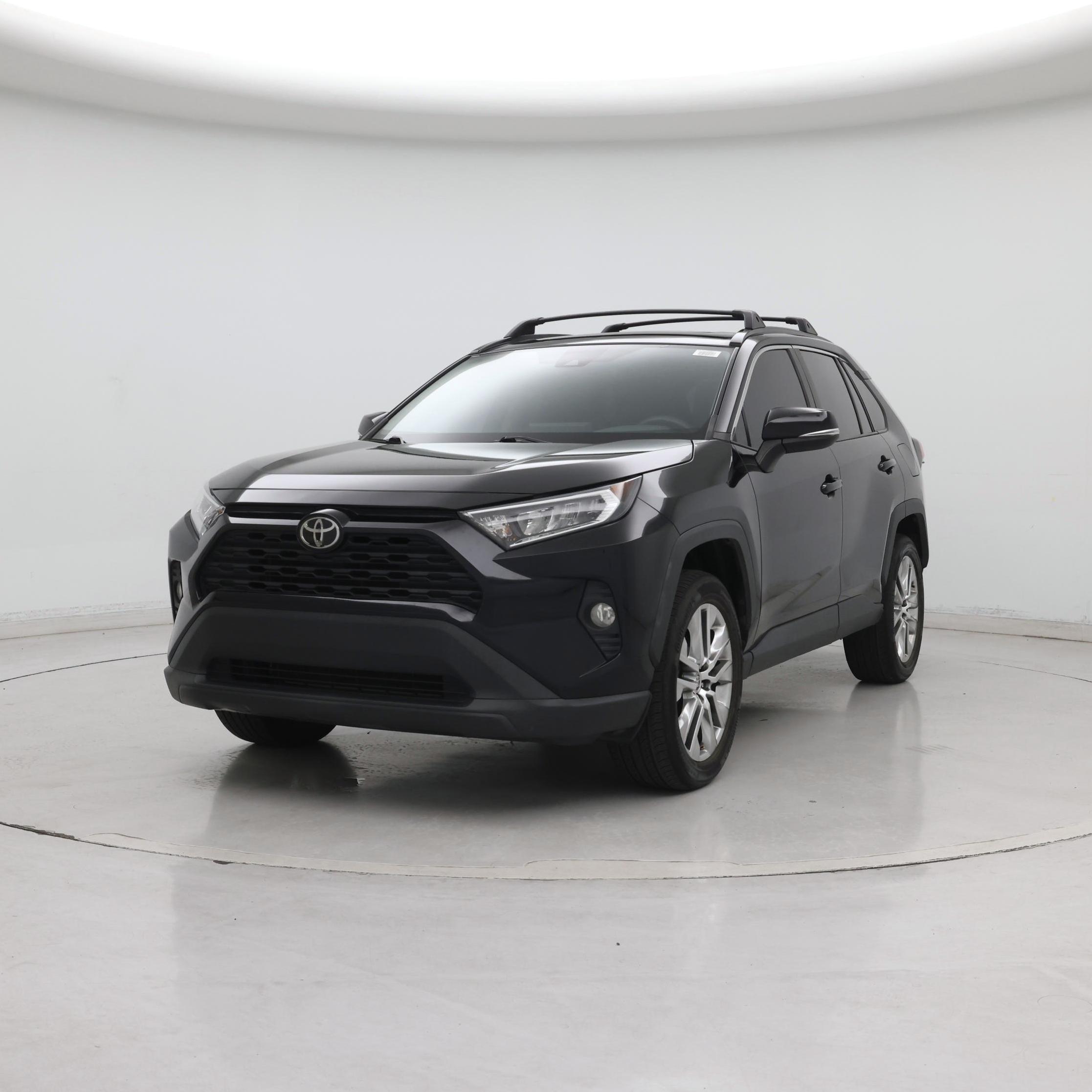 Thumbnail: 2021 Toyota RAV4 - 4