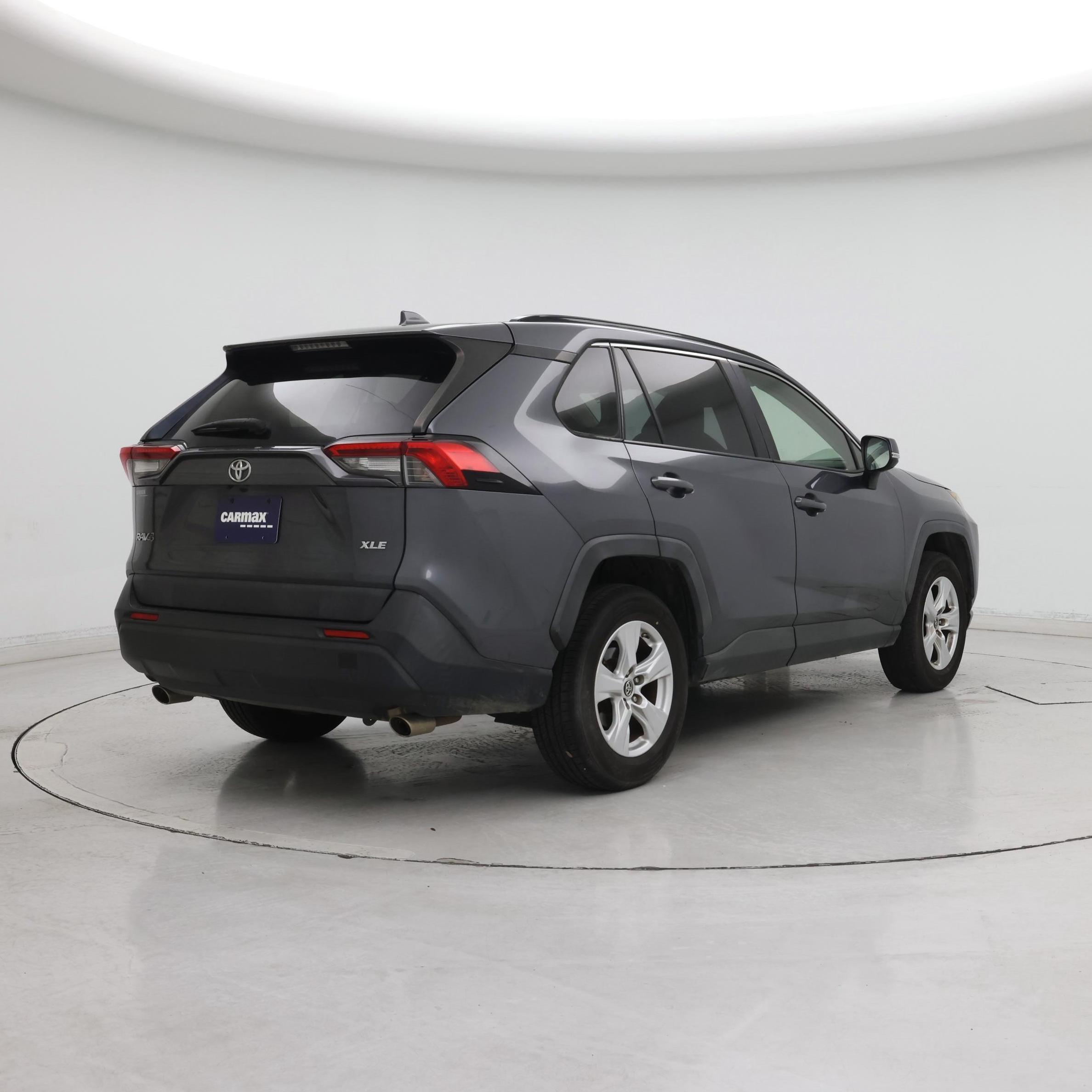 Thumbnail: 2019 Toyota RAV4 - 8