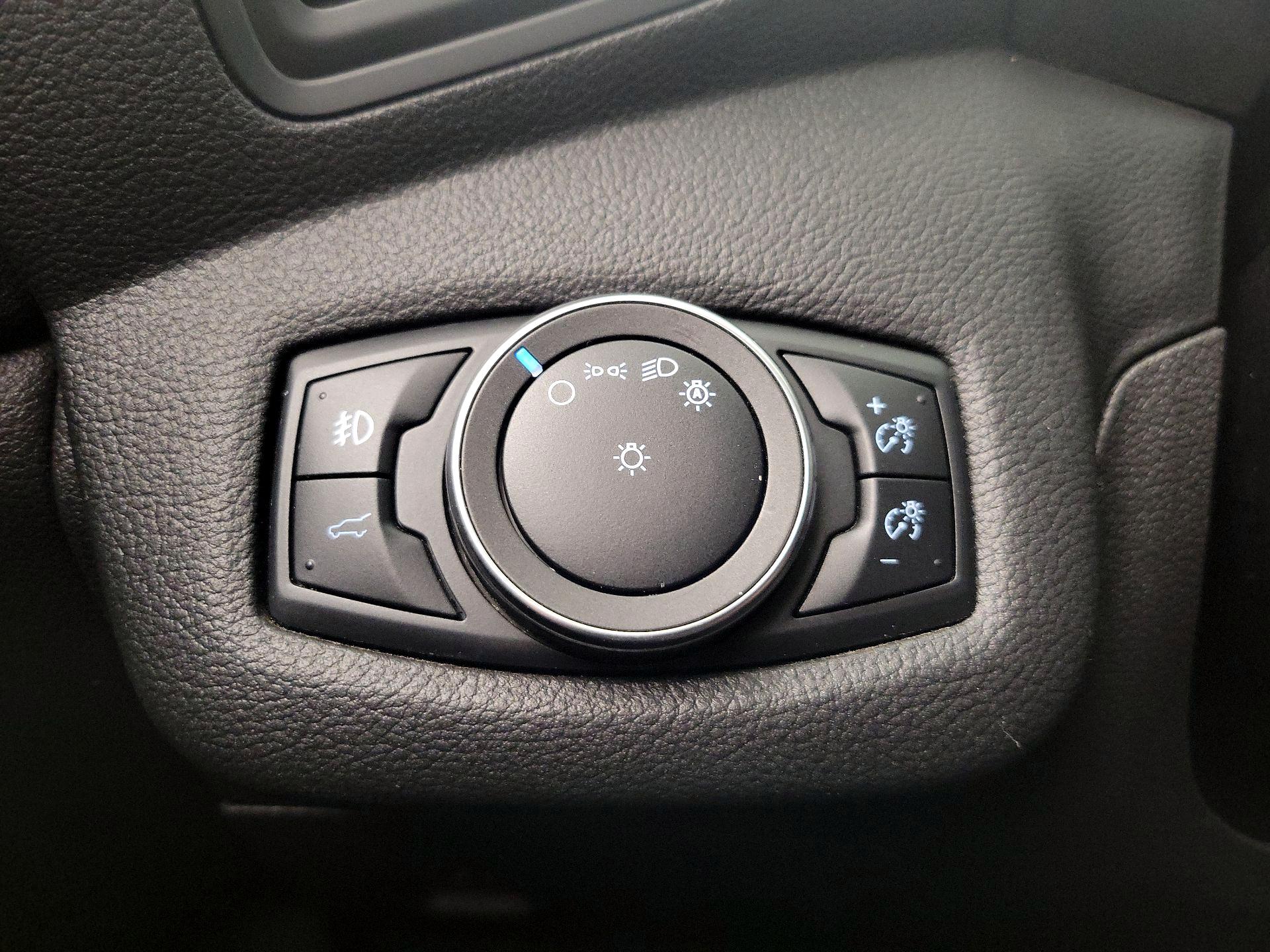 Thumbnail: 2019 Ford Escape - 13