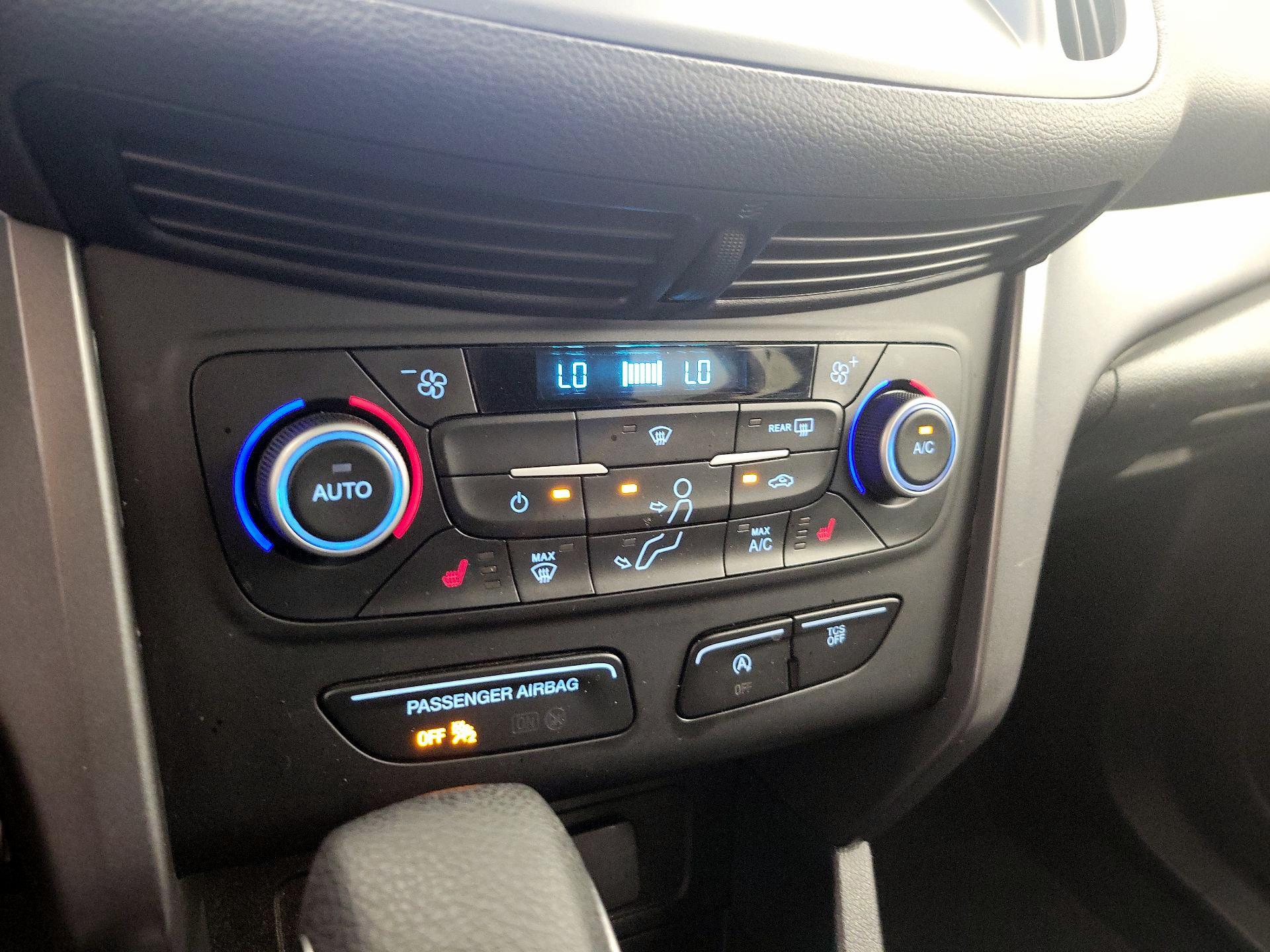 Thumbnail: 2019 Ford Escape - 16