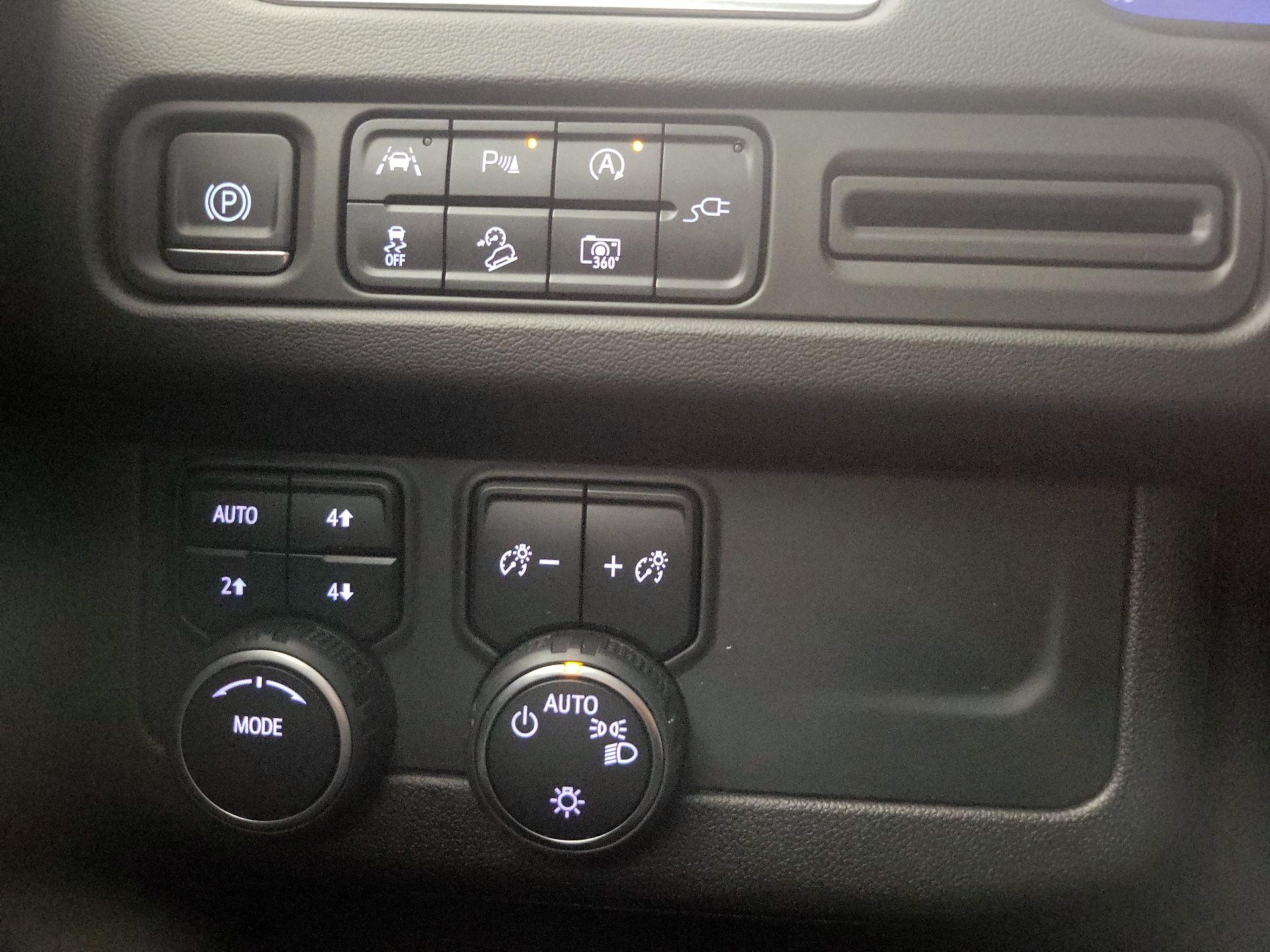 Thumbnail: 2022 Chevrolet Tahoe - 13