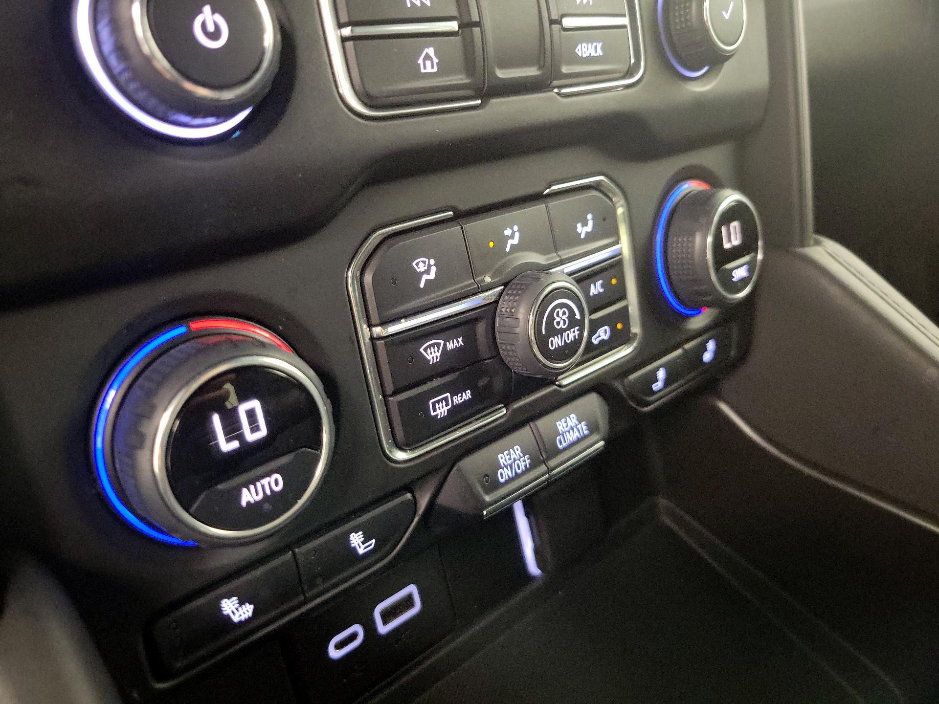 Thumbnail: 2022 Chevrolet Tahoe - 16