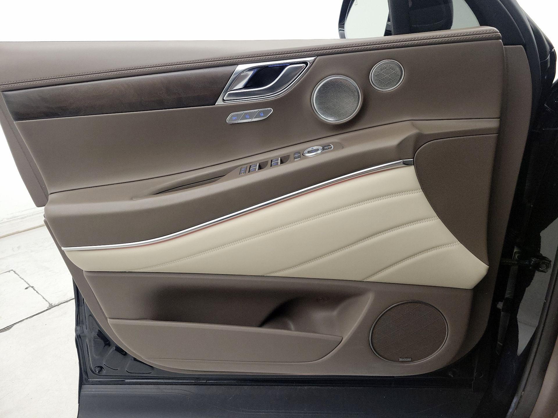 Thumbnail: 2023 Genesis GV80 - 12