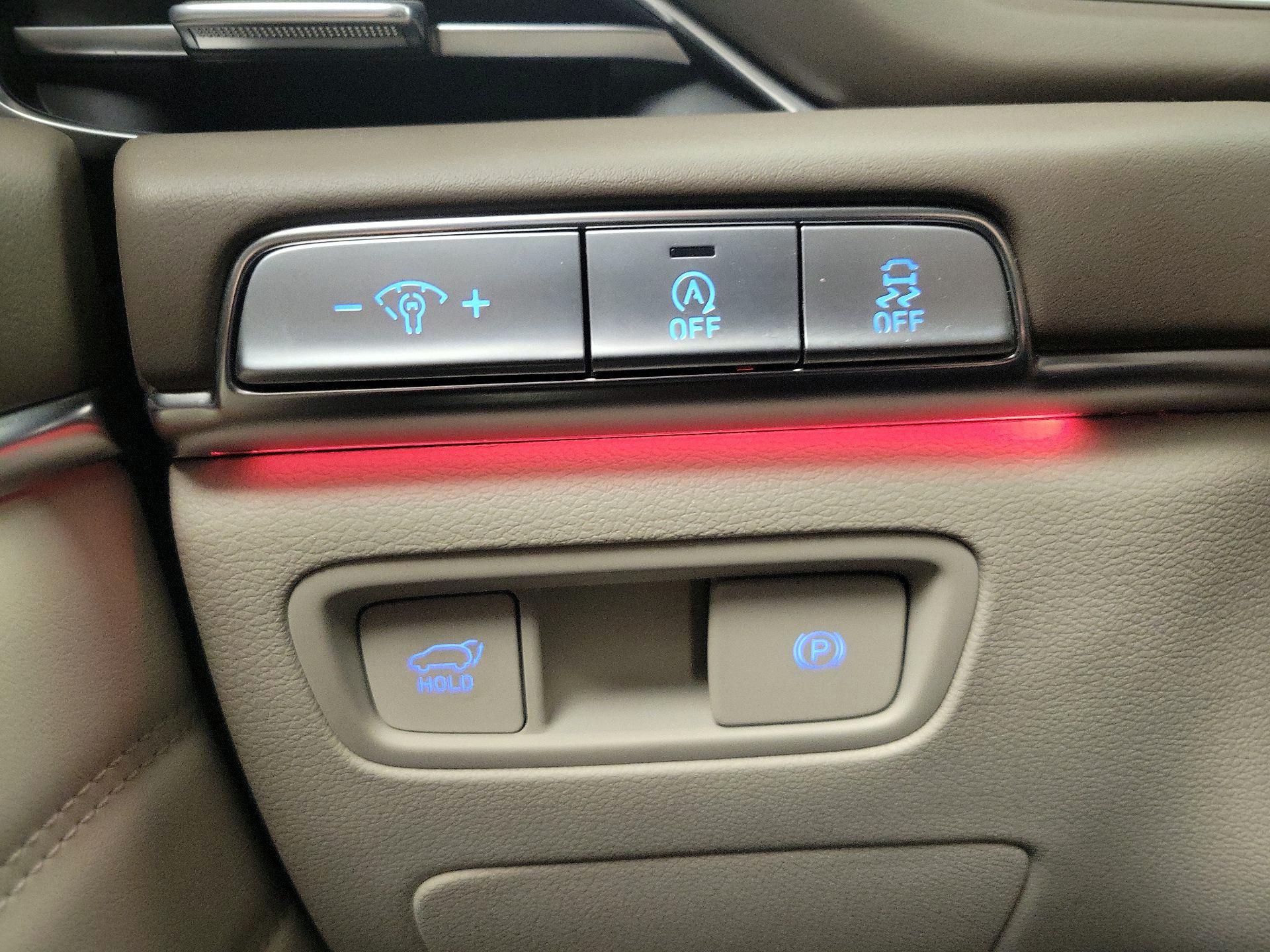 Thumbnail: 2023 Genesis GV80 - 13