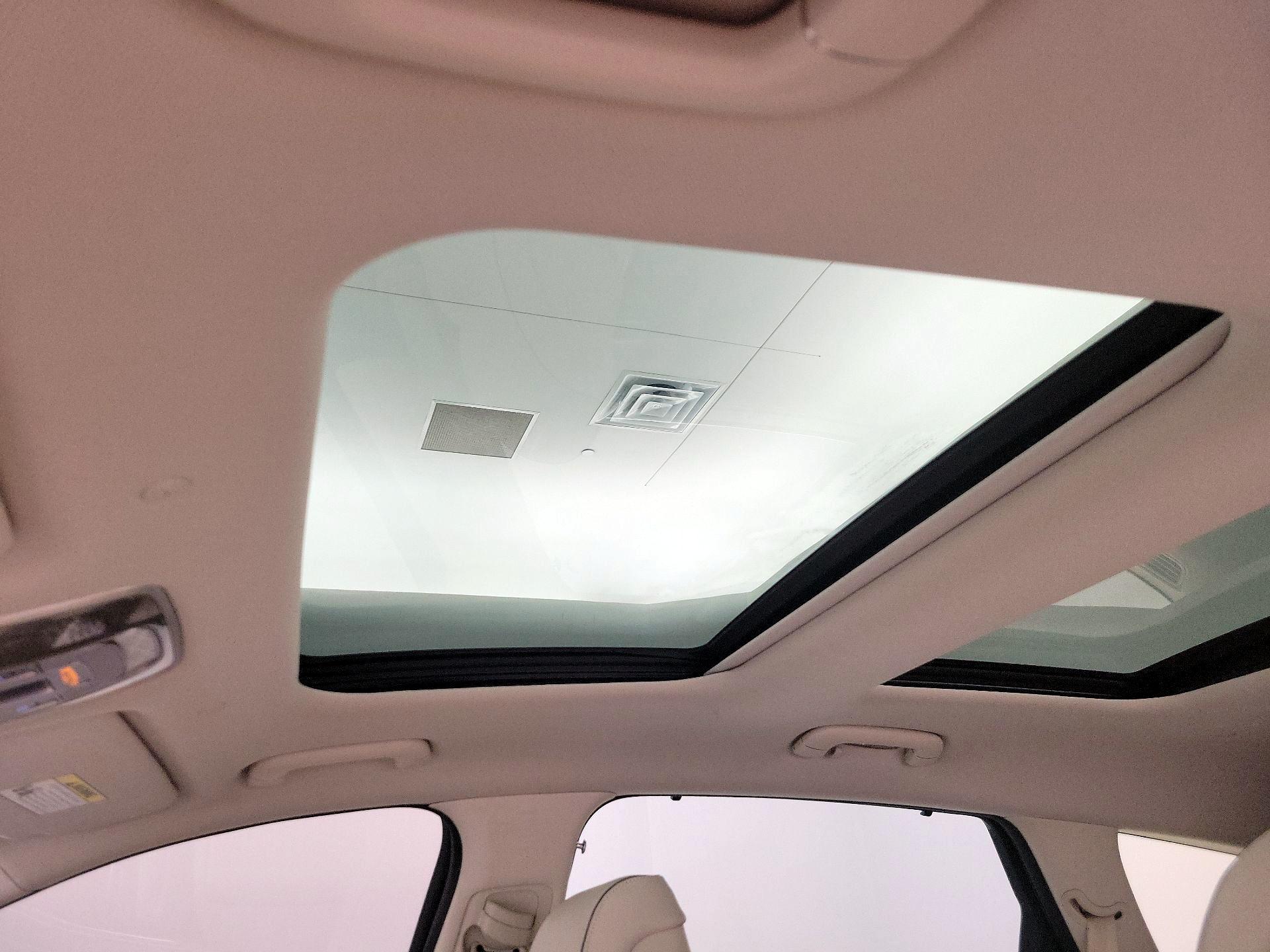 Thumbnail: 2023 Genesis GV80 - 20