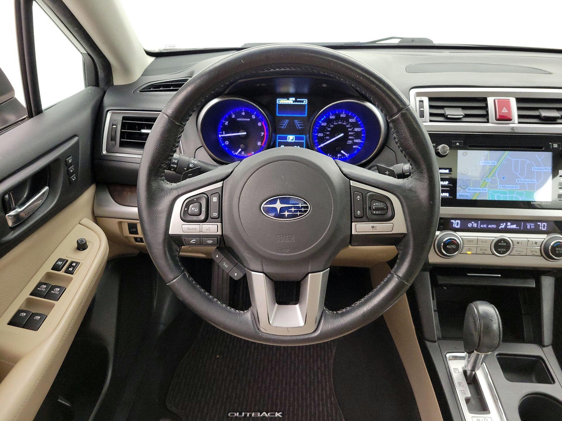 Thumbnail: 2015 Subaru Outback - 10