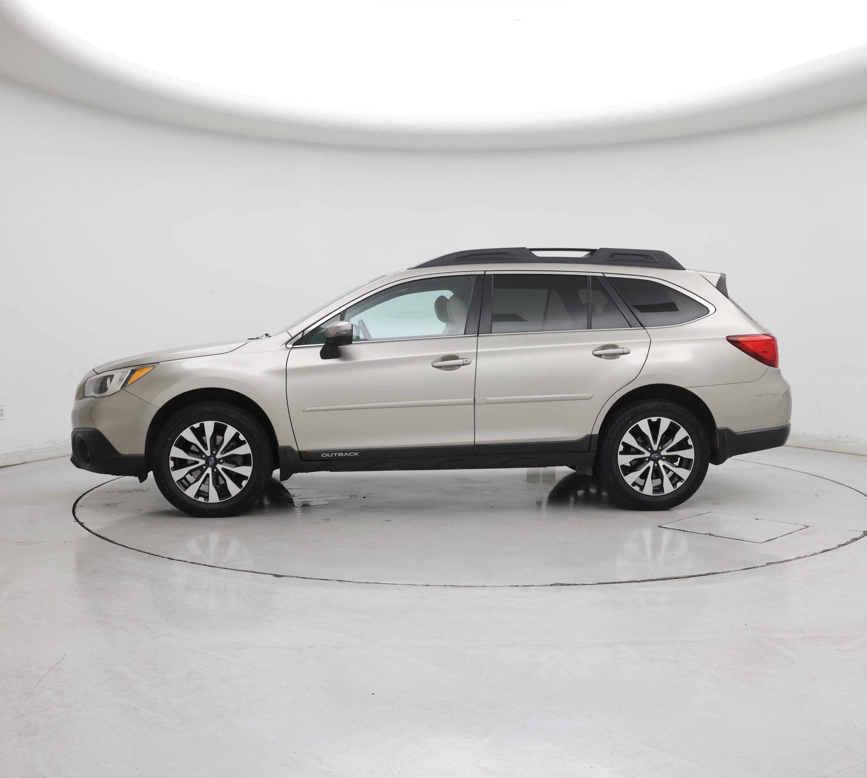 Thumbnail: 2015 Subaru Outback - 3