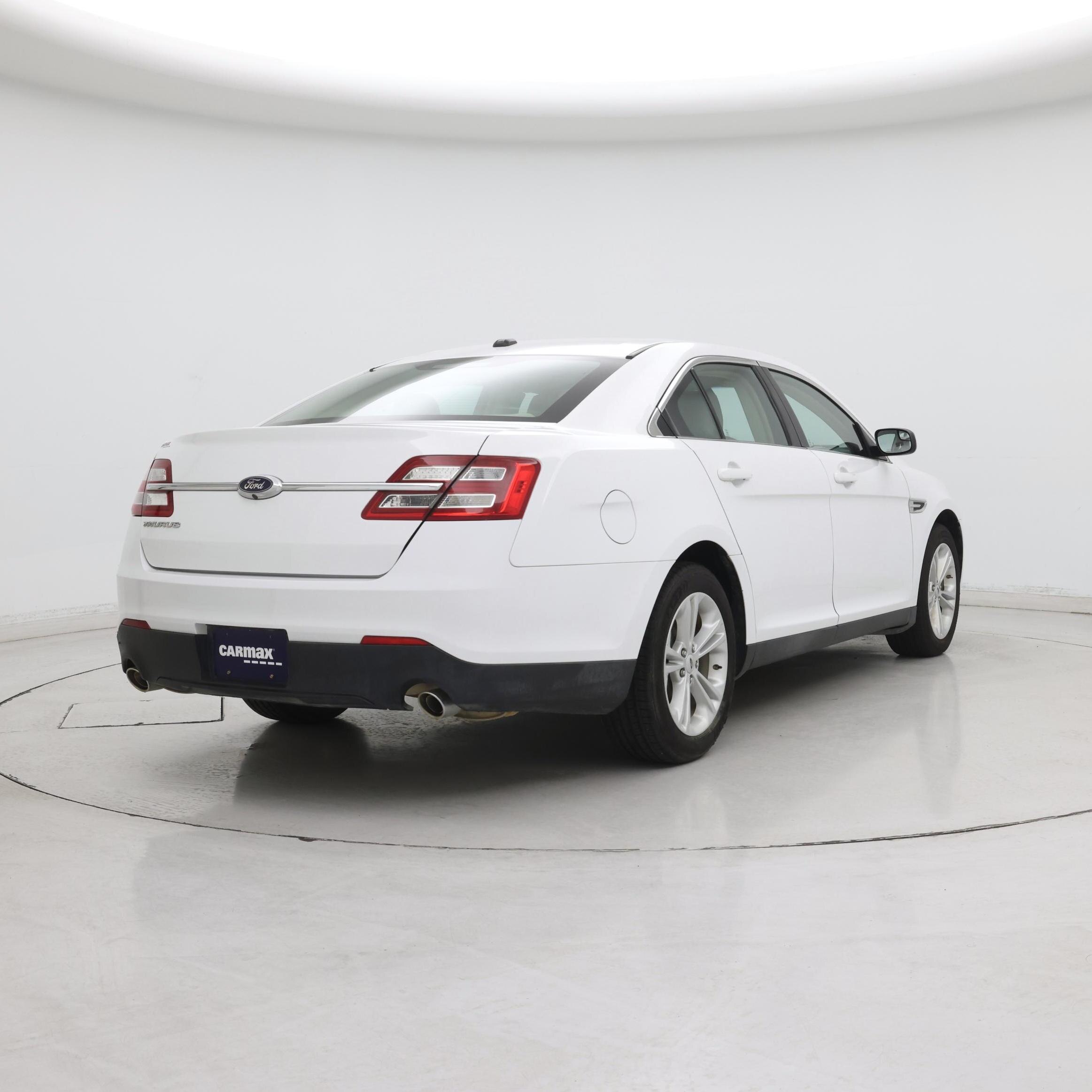 Thumbnail: 2018 Ford Taurus - 8