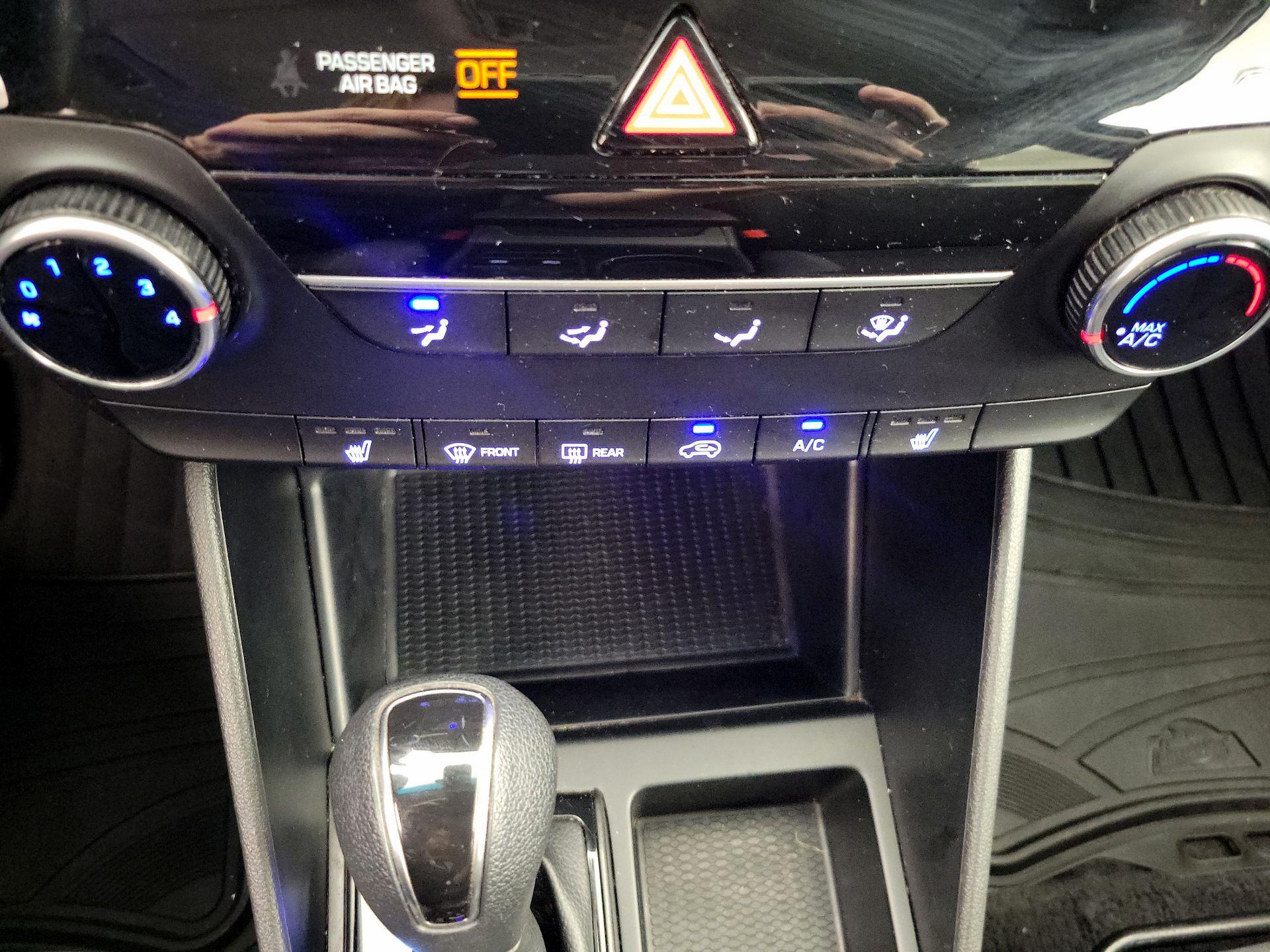 Thumbnail: 2020 Hyundai Tucson - 16