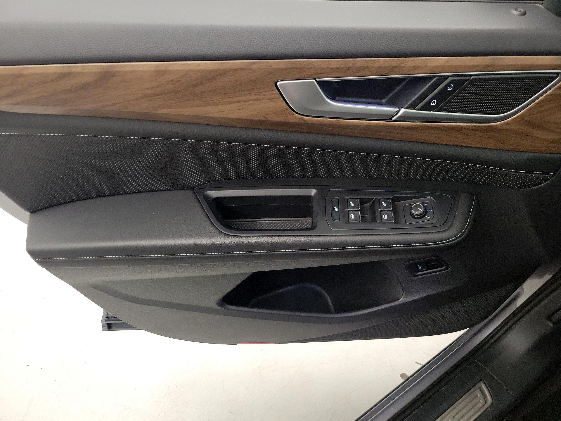 Thumbnail: 2025 Volkswagen Atlas - 12